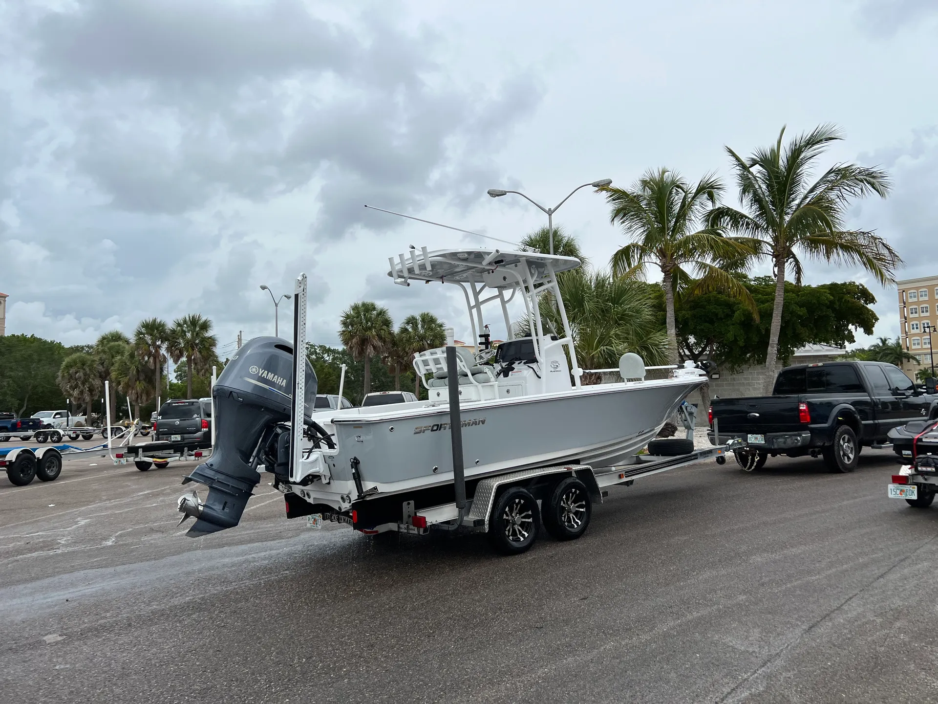 SPORTSMAN BOATS MASTERS 227 W/F200XB YAMAHA in Liberty Hill, TX — photo 2
