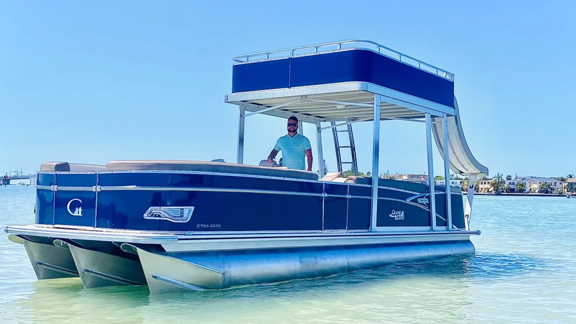 Tahoe Pontoons Grand Island Funship in St. Petersburg, FL — photo 2