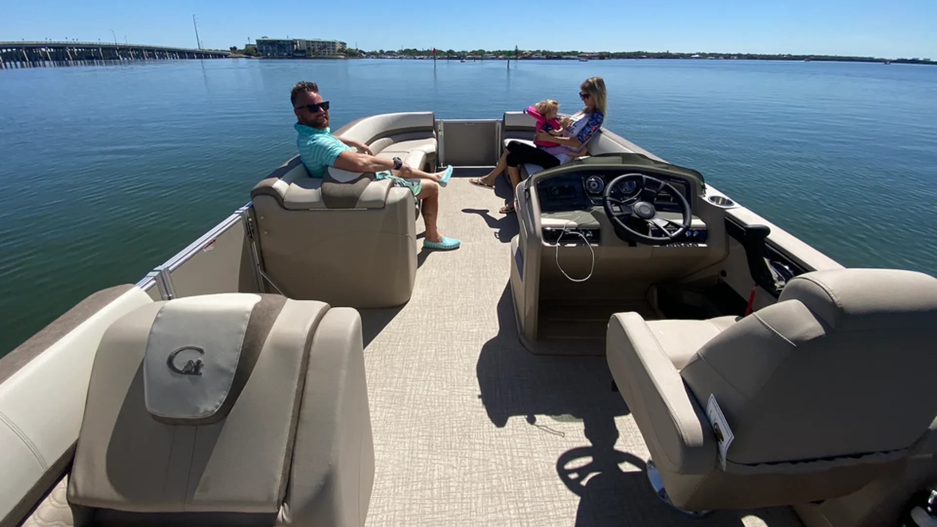 Tahoe Pontoons Grand Island Funship in St. Petersburg, FL — photo 4