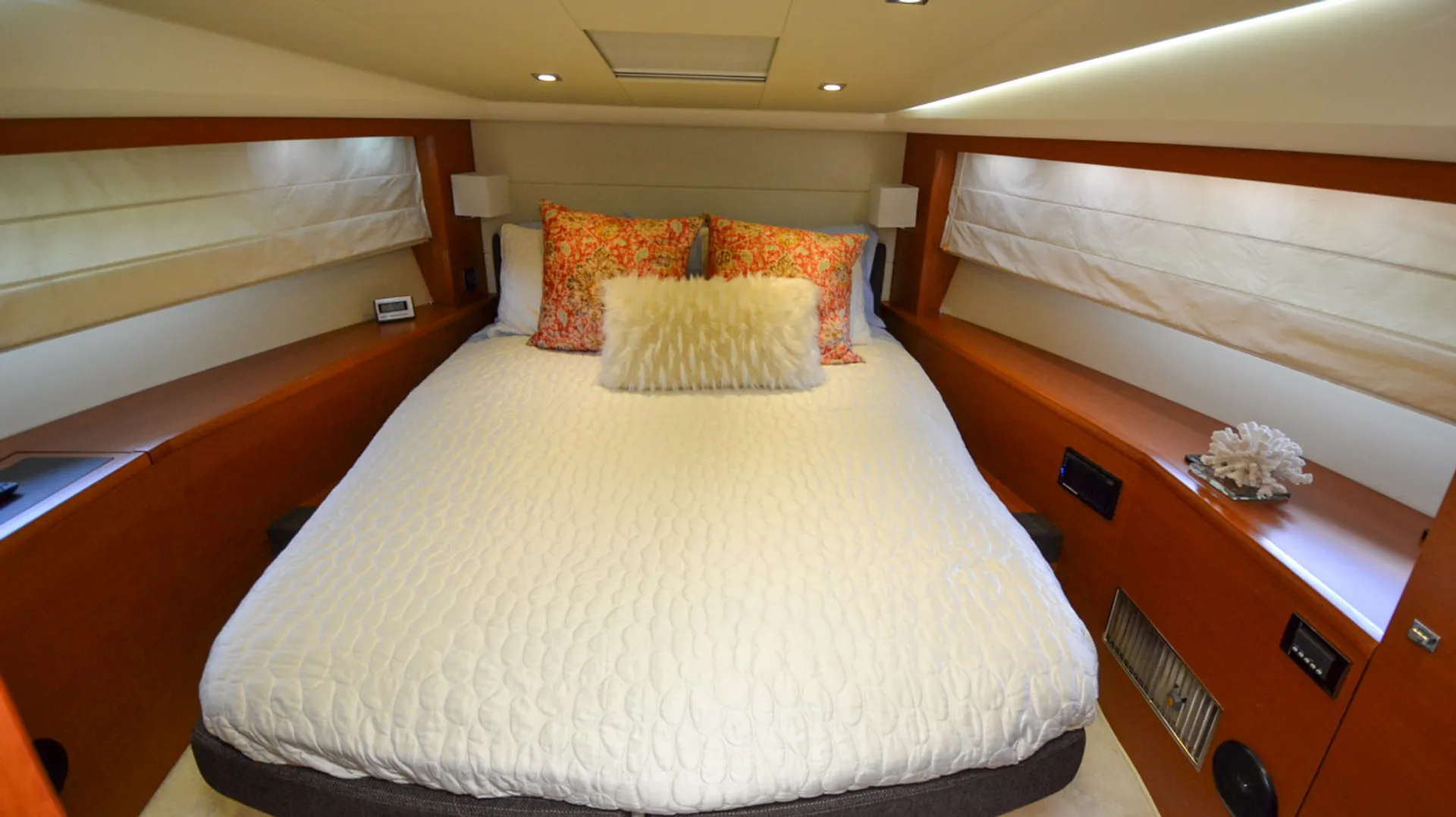 Bored & Yachting 50' Prestige 500 Fly