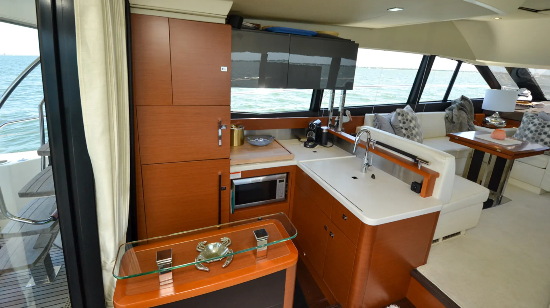 Bored & Yachting 50' Prestige 500 Fly