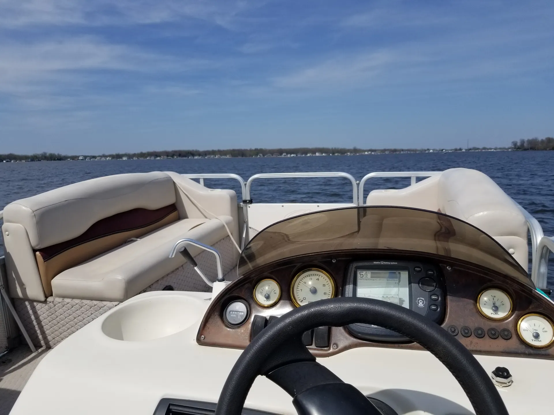 Avalon Somerset 12-Person Pontoon w/Bimini, Bluetooth and More!