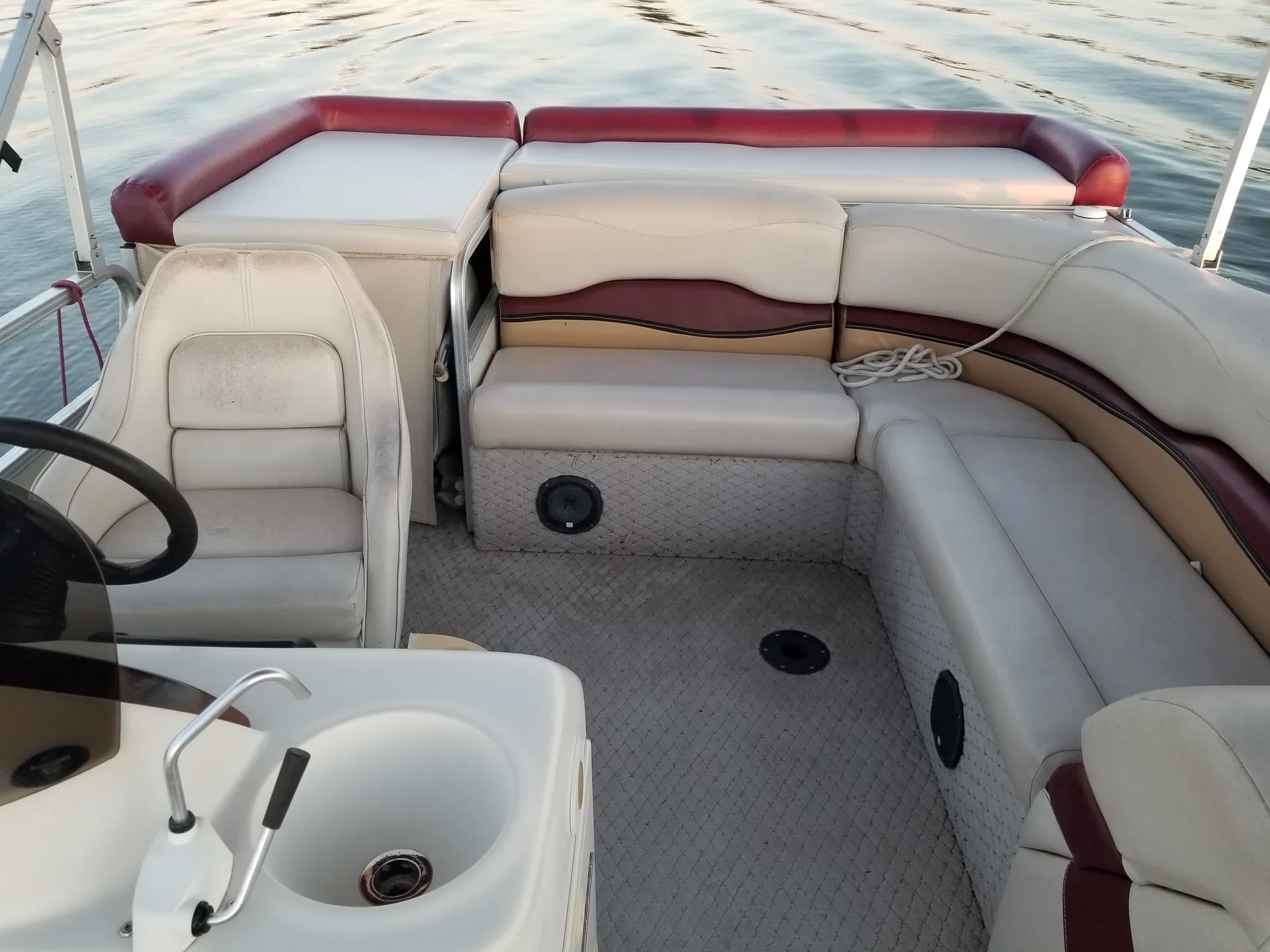 Avalon Somerset 12-Person Pontoon w/Bimini, Bluetooth and More!