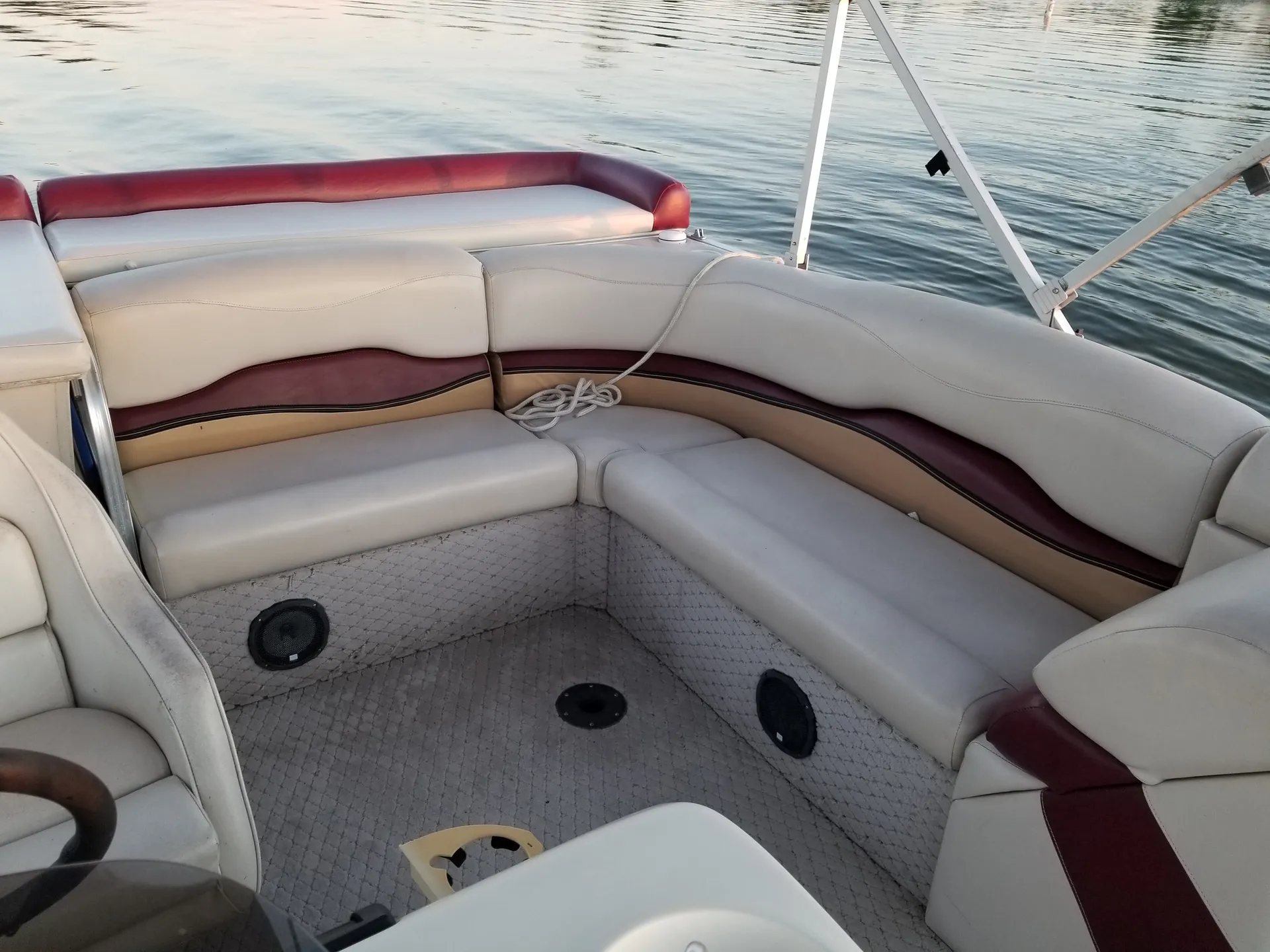 Avalon Somerset 12-Person Pontoon w/Bimini, Bluetooth and More!