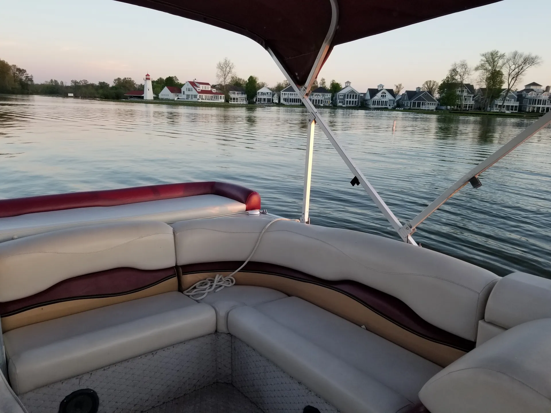 Avalon Somerset 12-Person Pontoon w/Bimini, Bluetooth and More!