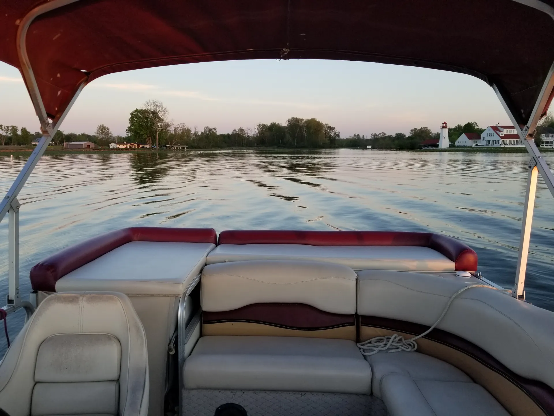 Avalon Somerset 12-Person Pontoon w/Bimini, Bluetooth and More!
