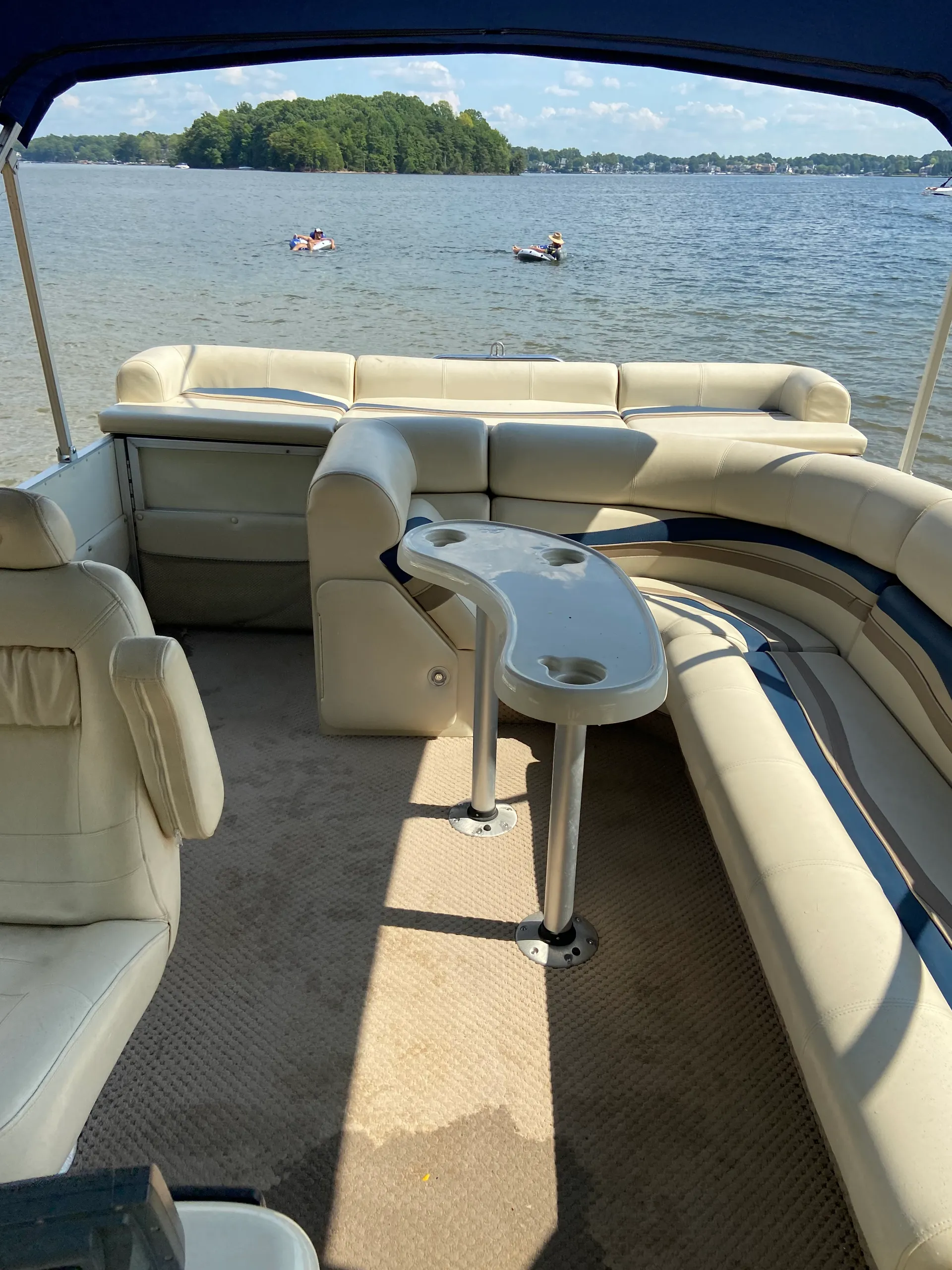 Odyssey Pontoons 2302TT Lextra Tri-Tube in Denver, NC — photo 10