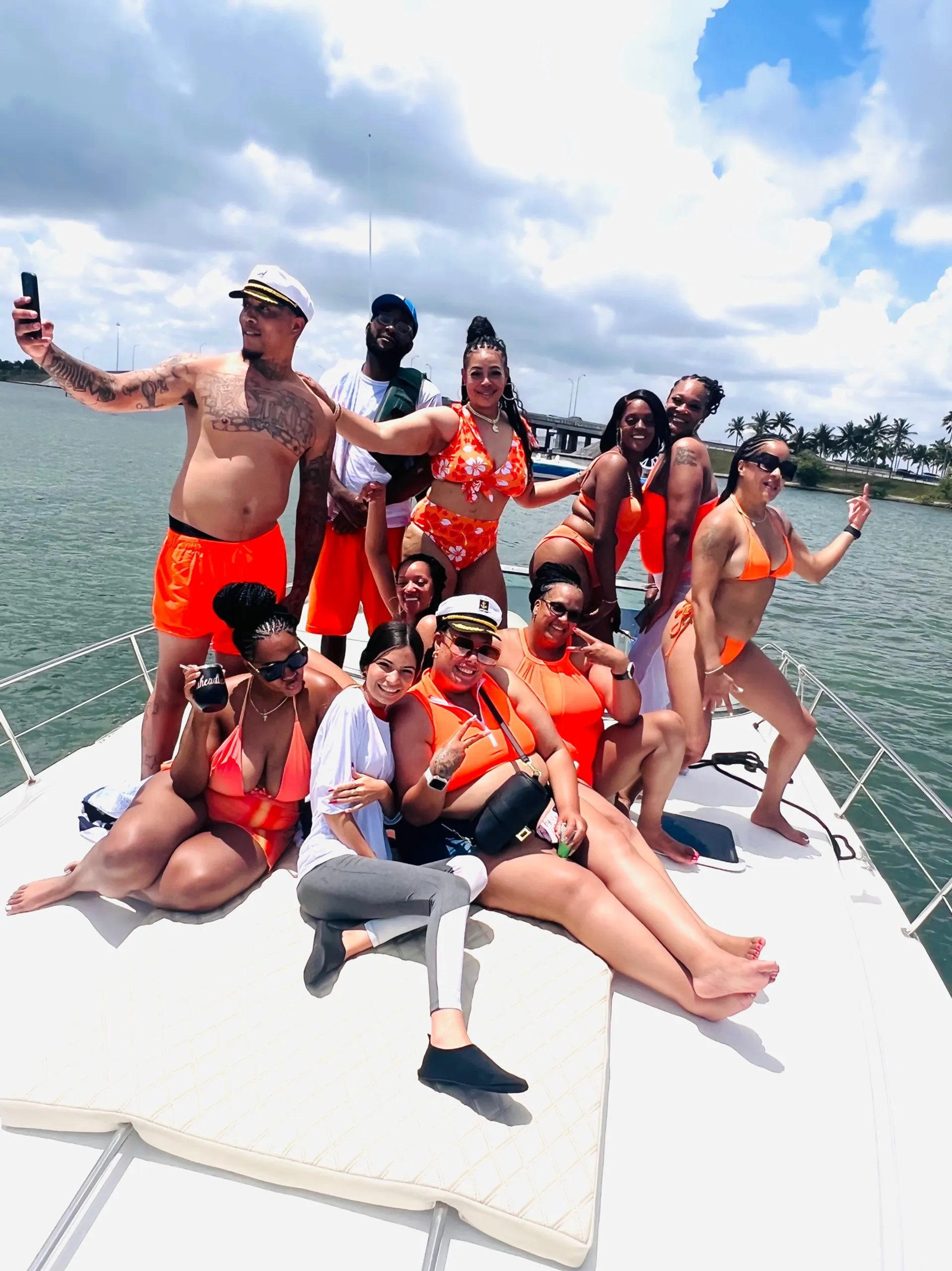 45' Sea Ray Birthday • Free Hour • Best Crew