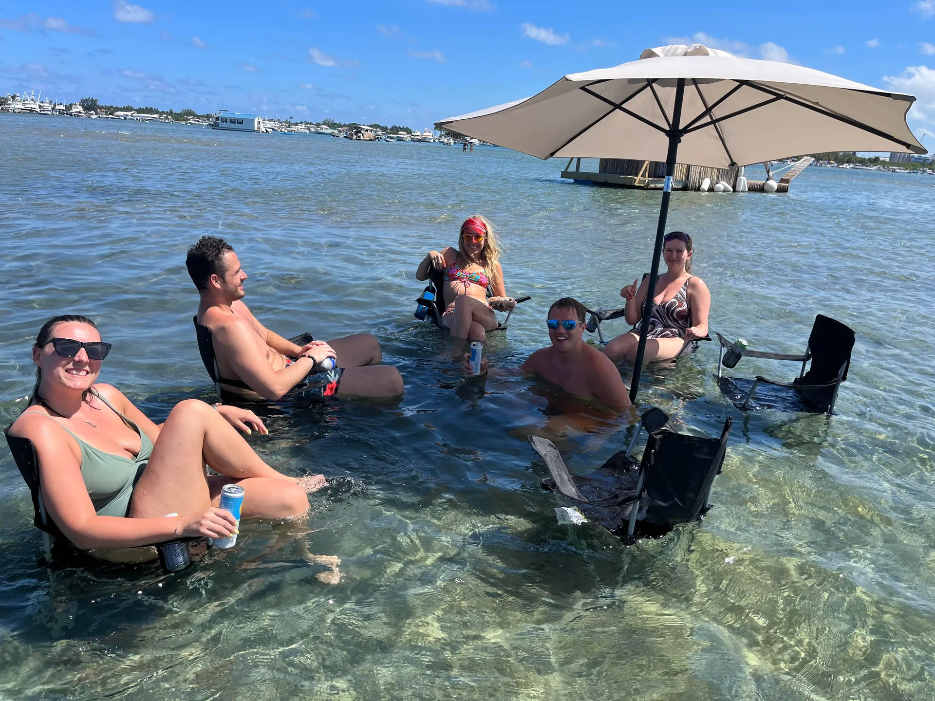 Captain Included for 6. Dogs Welcome, Grill on Board, Free Fuel !!!