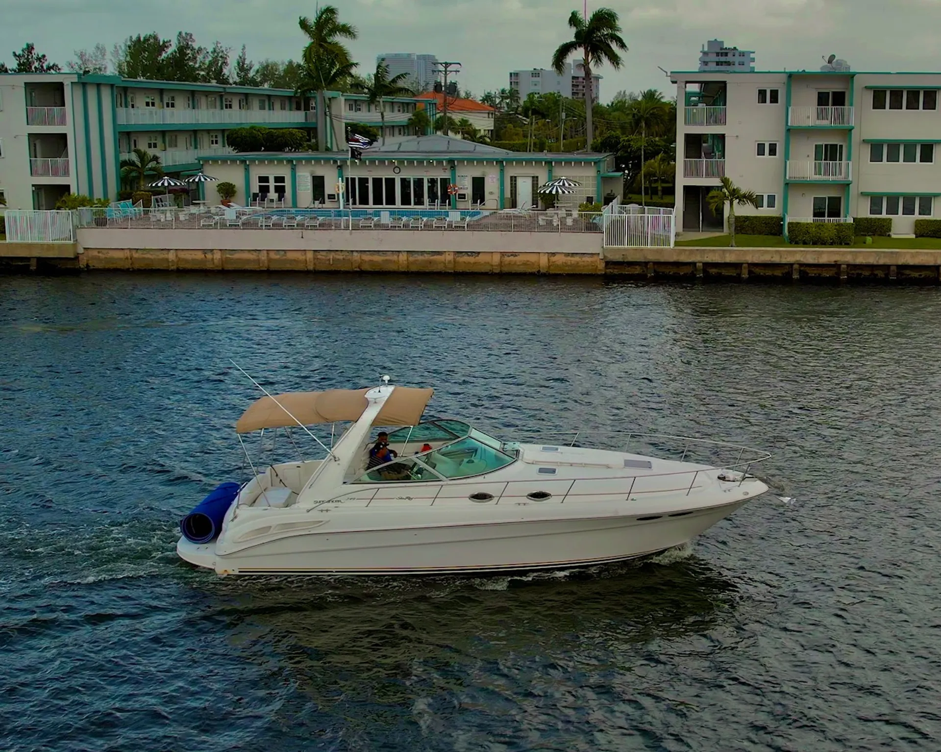 Sand bars  yacht tour swim in the crystal waters , millionaire houses 
