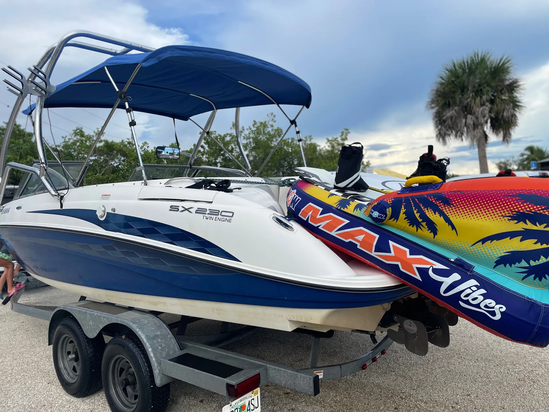 Naples Wakeboard Boat, Boards and Tube #ALLDAYFUN