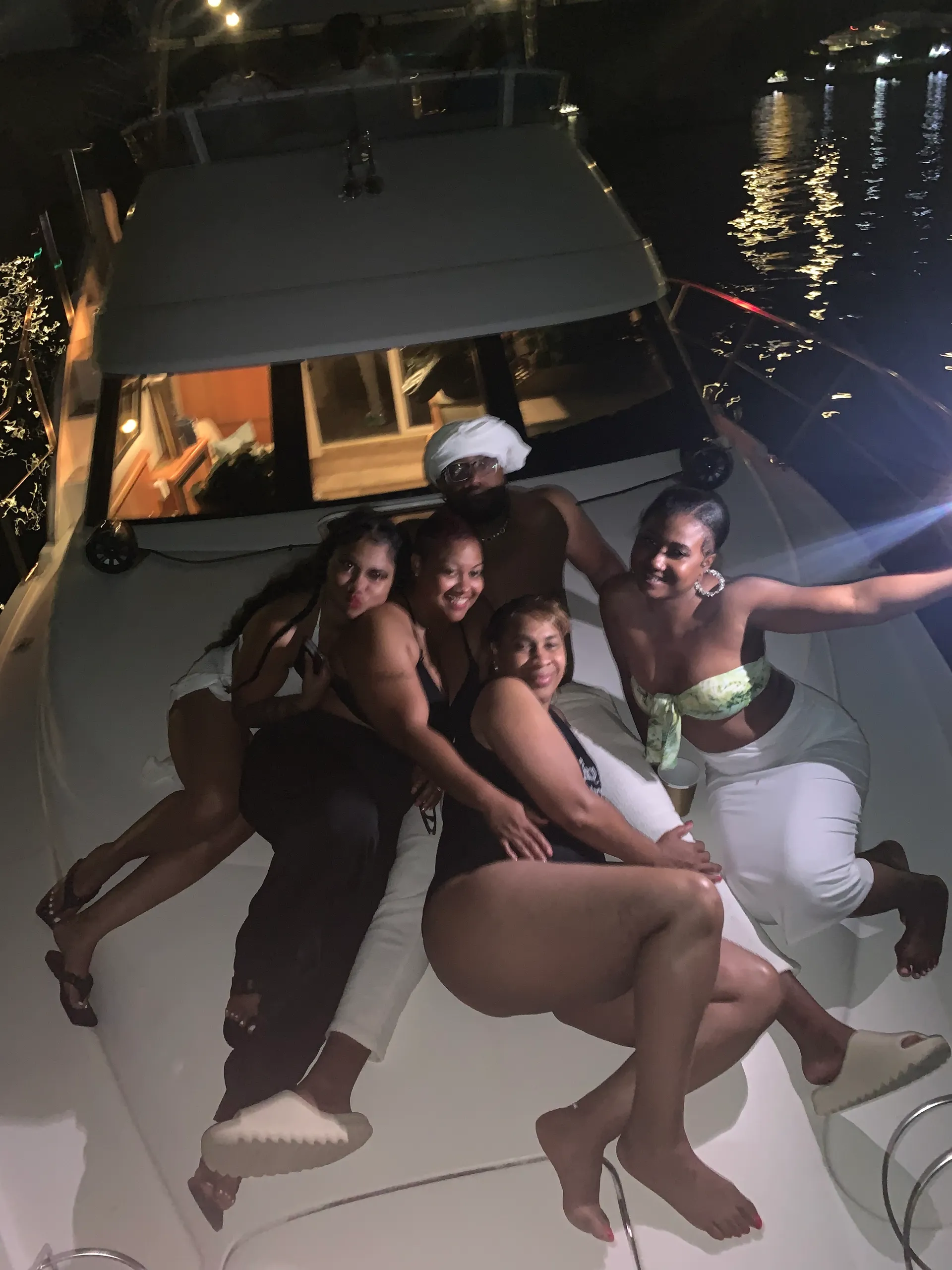 DMV’s 12 passenger Luxury Party Yacht with Free Captain and Crew!