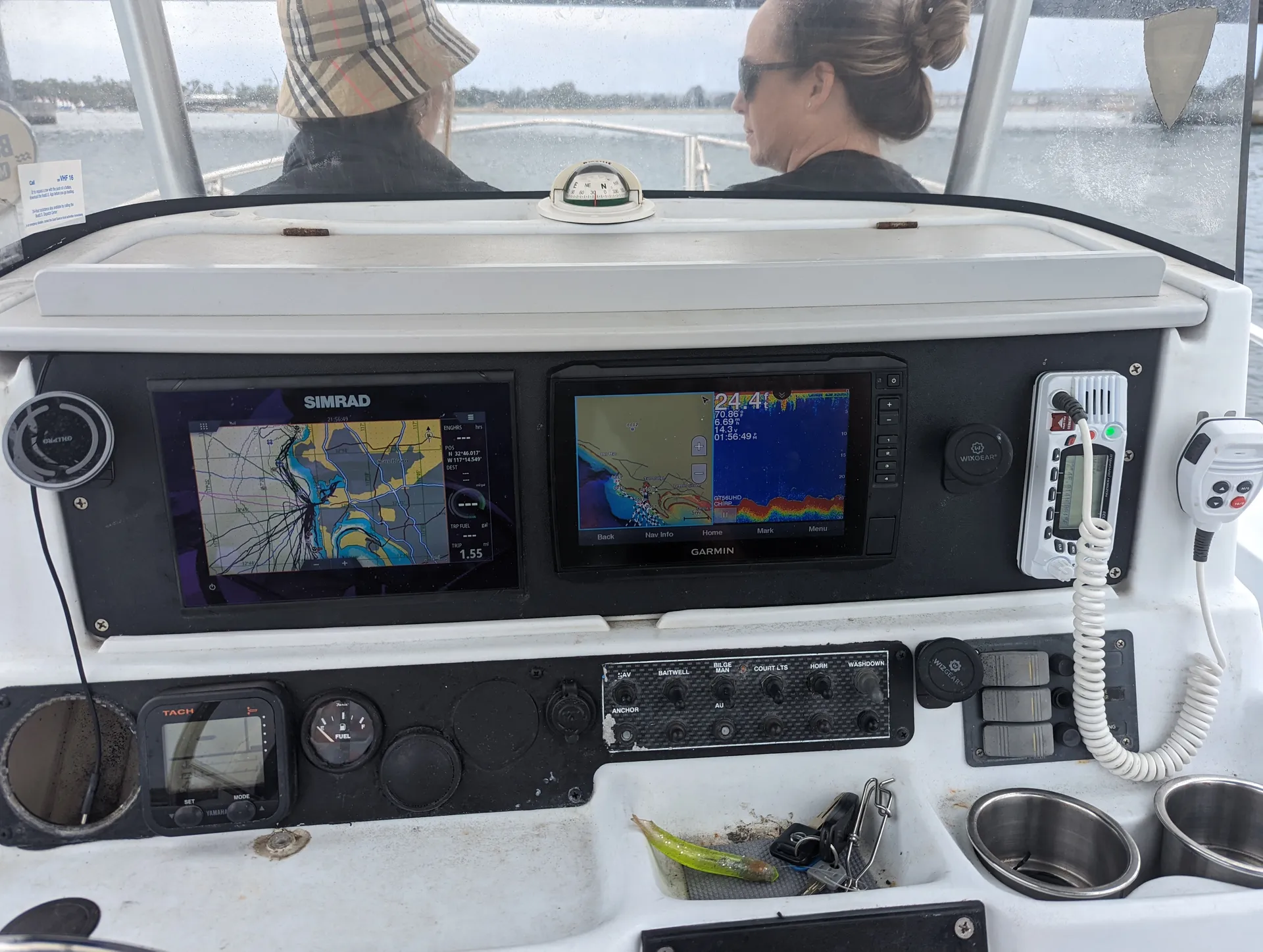 Triumph Boats 210 CC 4-S  in San Diego, CA — photo 3