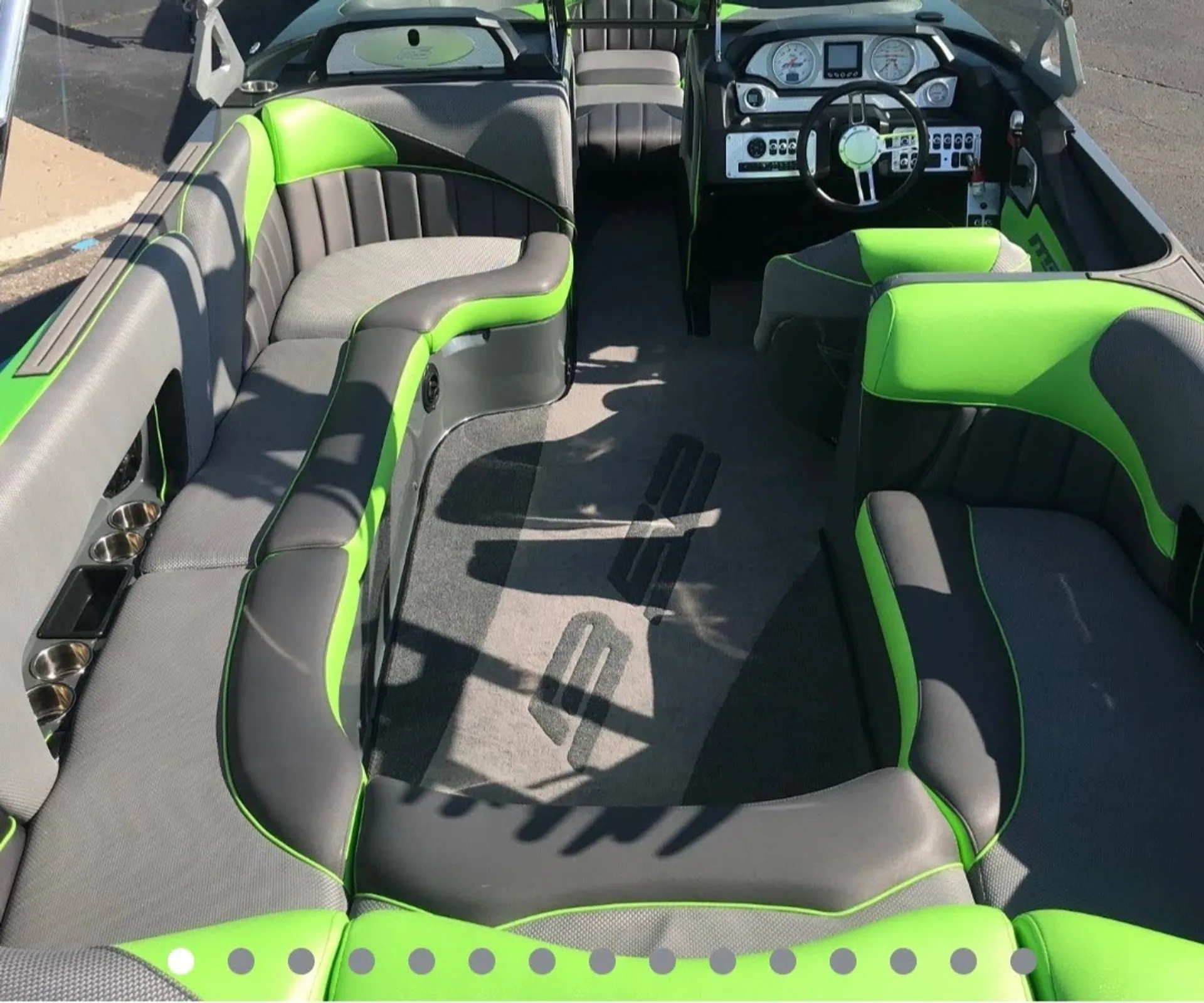 Experience Lake Country's GREEN GOBBLE'N: WI Surfing Action!