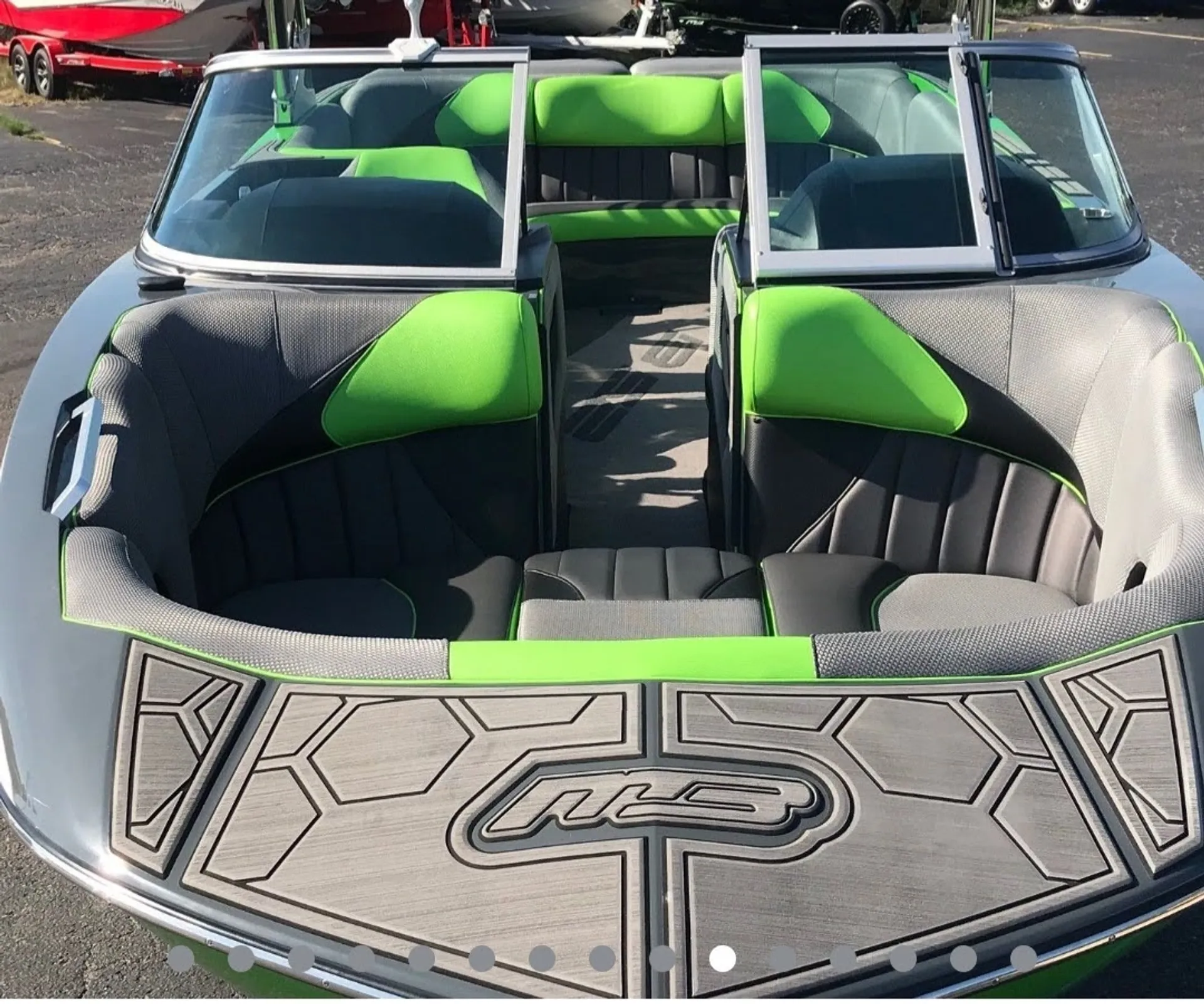 Experience Lake Country's GREEN GOBBLE'N: WI Surfing Action!