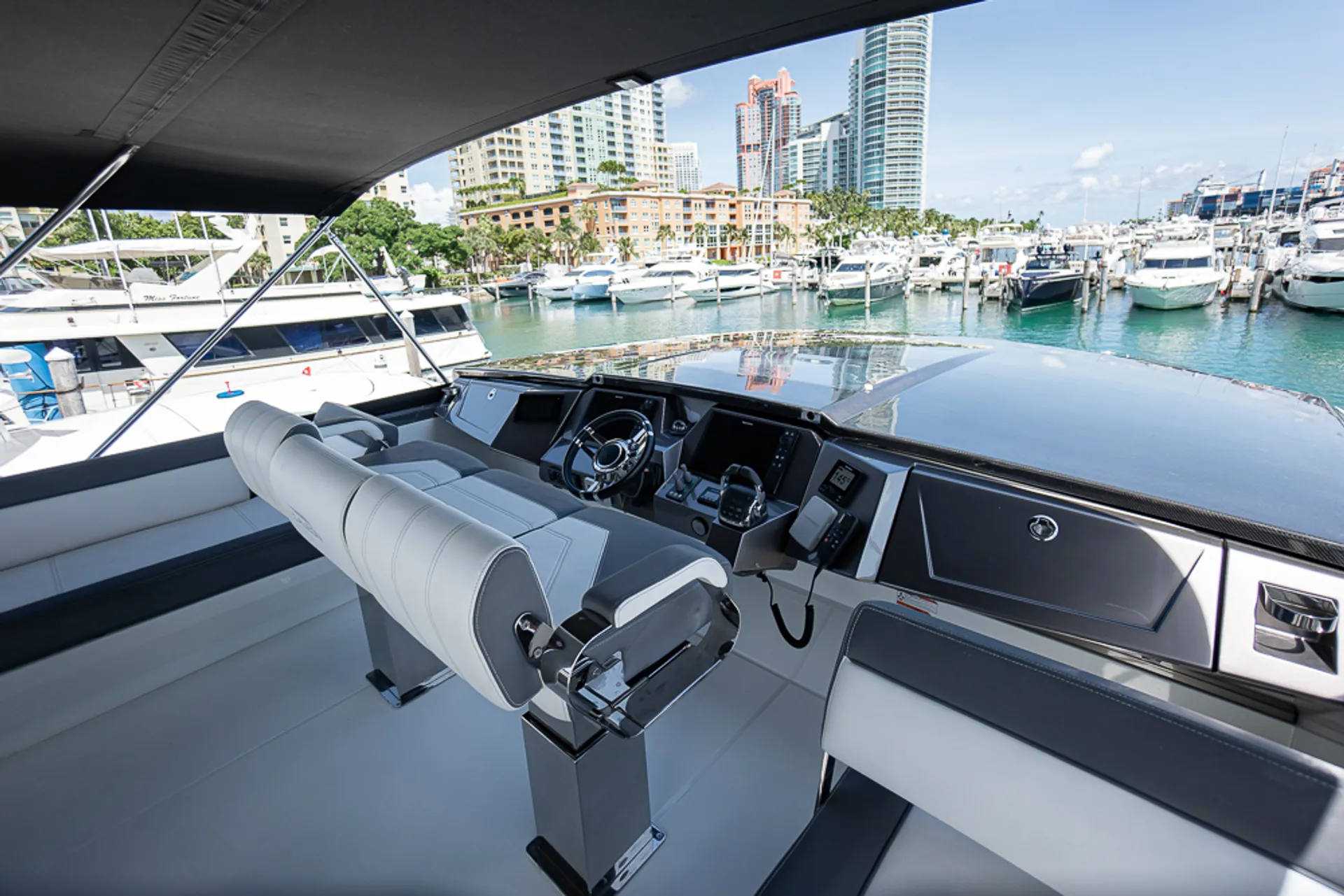 Galeon 65 Sky in Miami, FL — photo 6