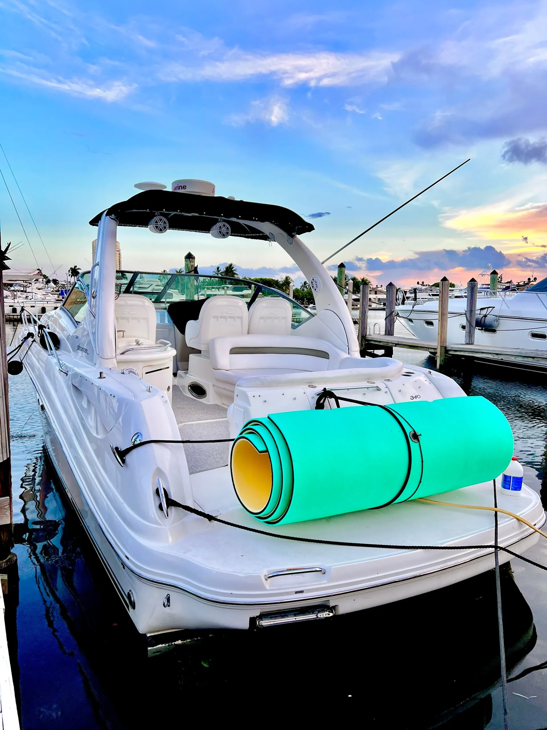 38ft Sea Ray Sundancer Yacht in FORT LAUDERDALE !!