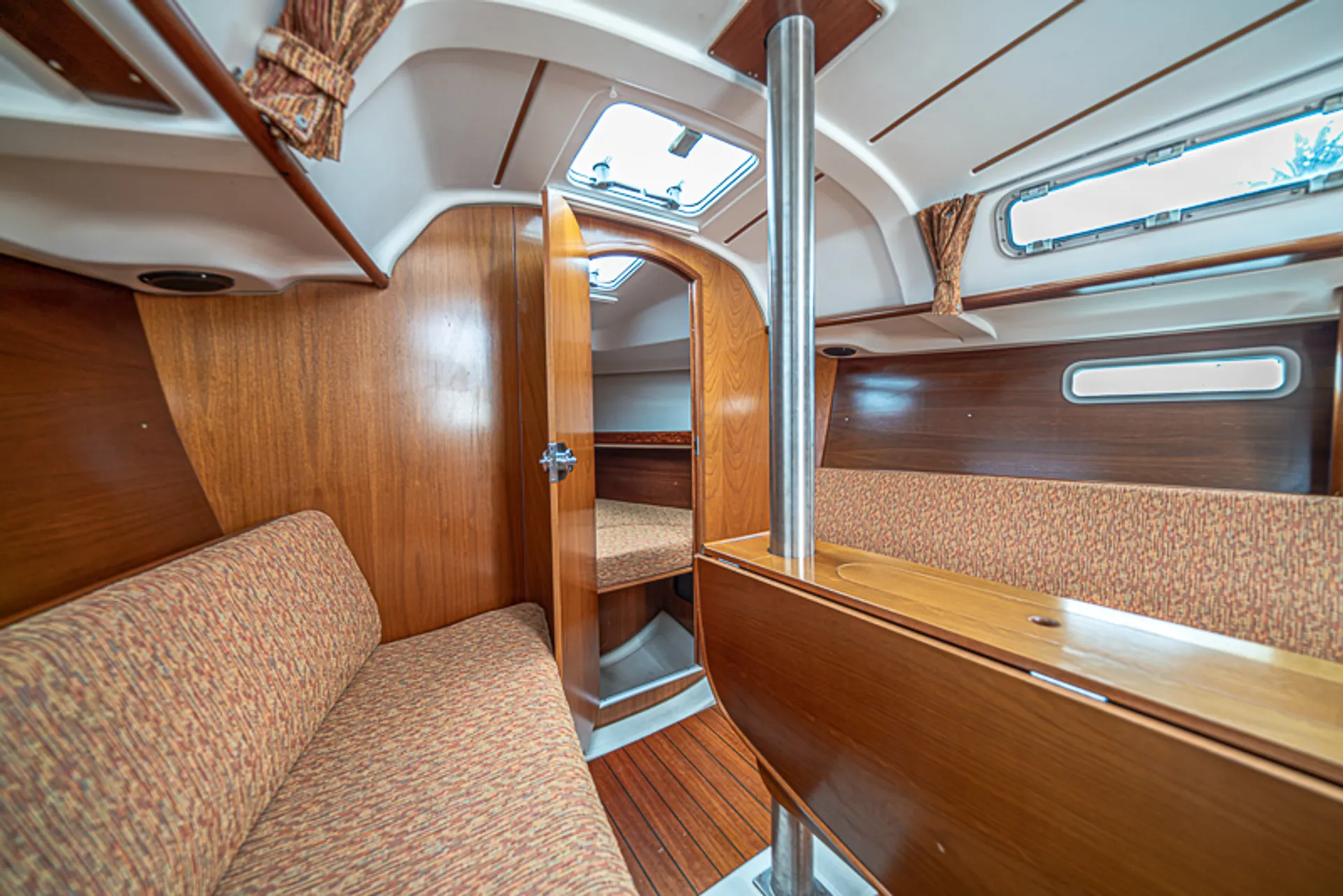 Beneteau USA Oceanis 311 in Newport Beach, CA — photo 7