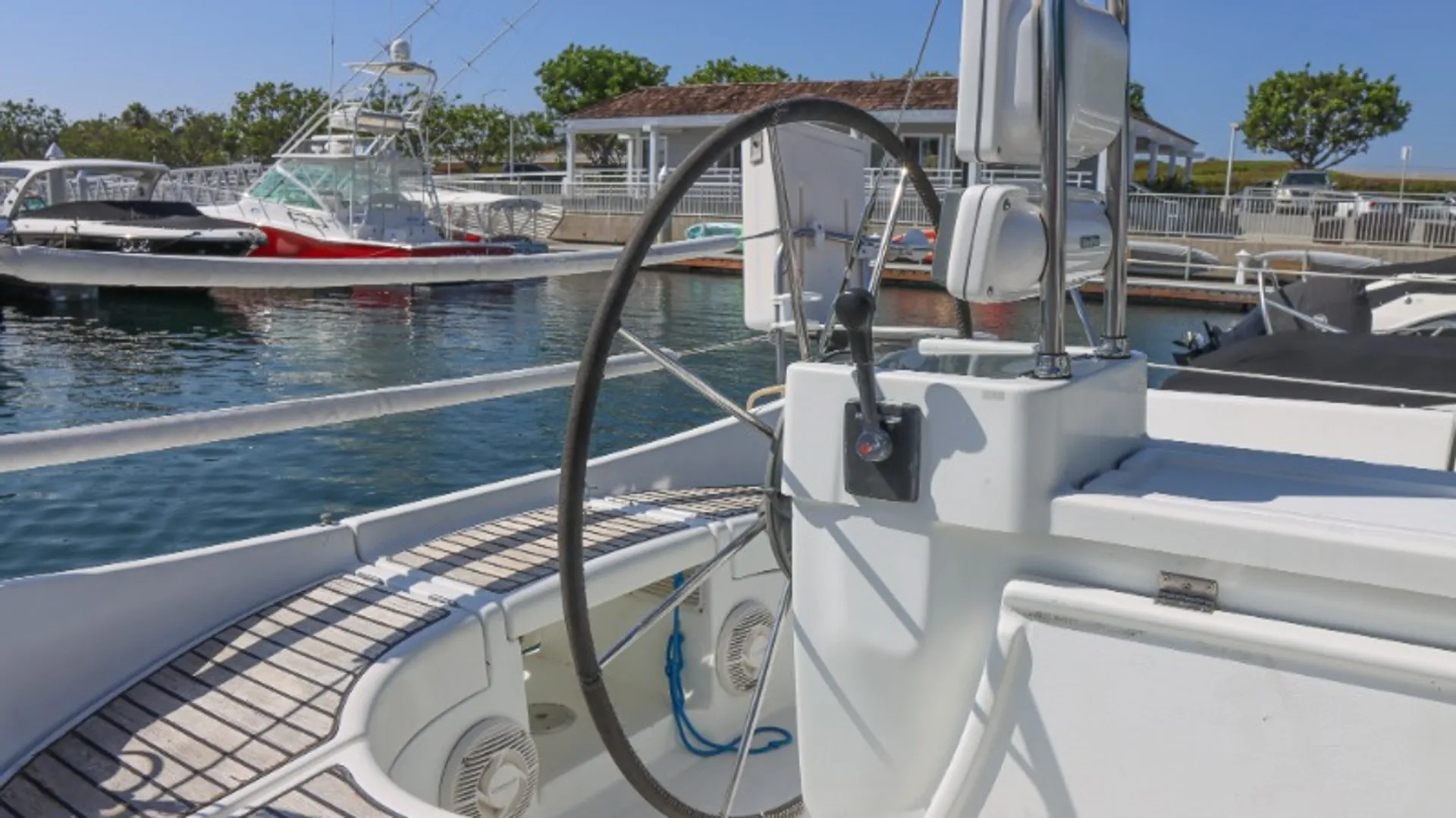 35' Beneteau Sailing Yacht For Rent Newport