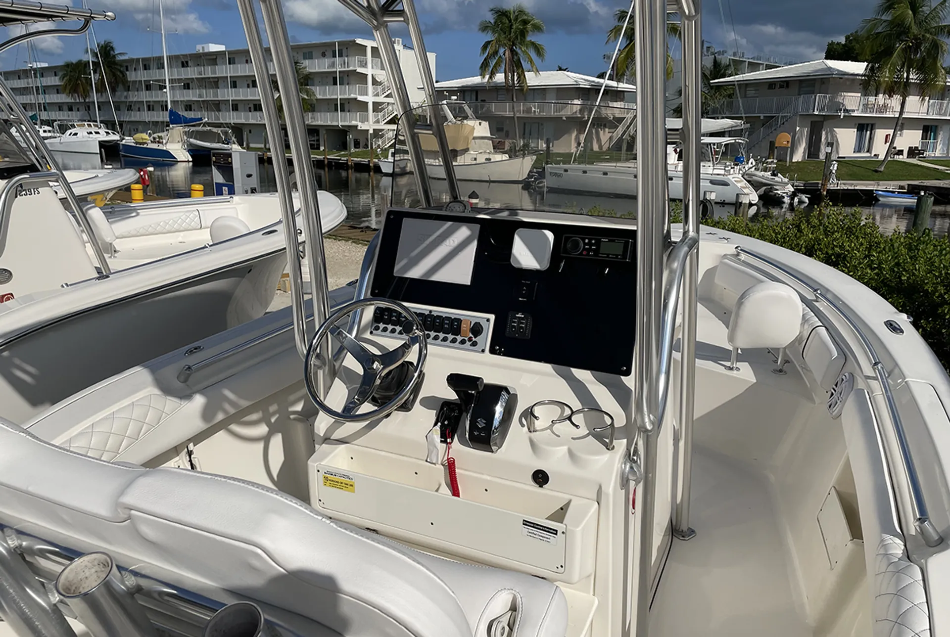 Key West 239 Center Console 24' in Marathon, FL — photo 6