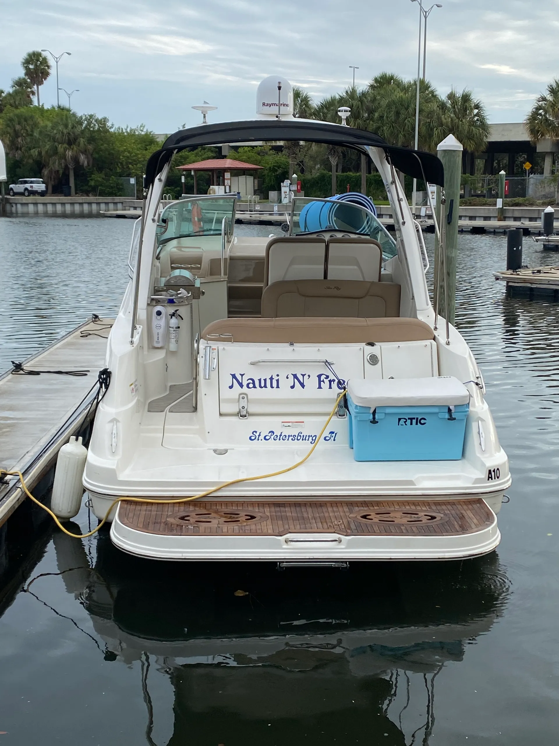 36’ Searay Sundancer in St Pete, FL!