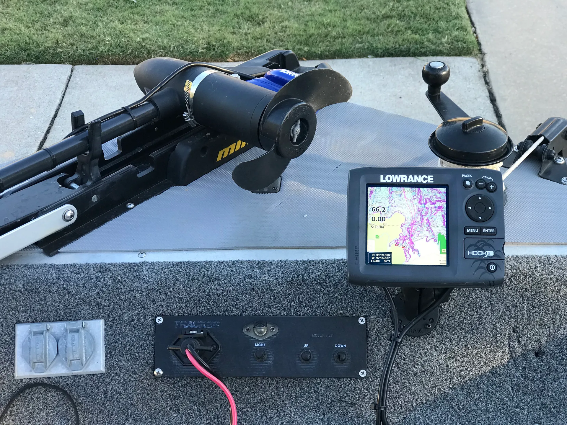 Tracker by Tracker Marine Pro 17  in Yukon, OK — photo 5