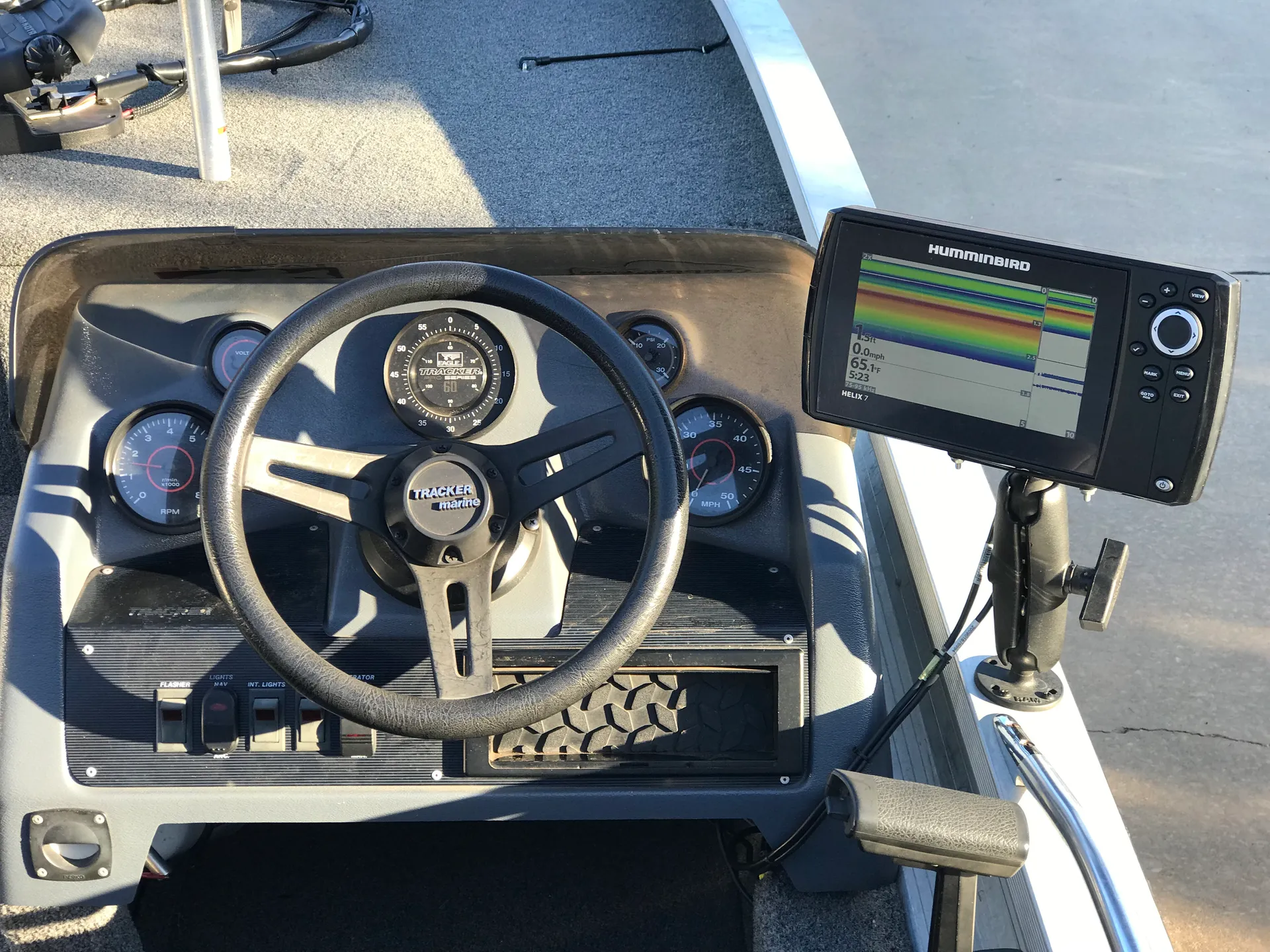 Tracker by Tracker Marine Pro 17  in Yukon, OK — photo 4