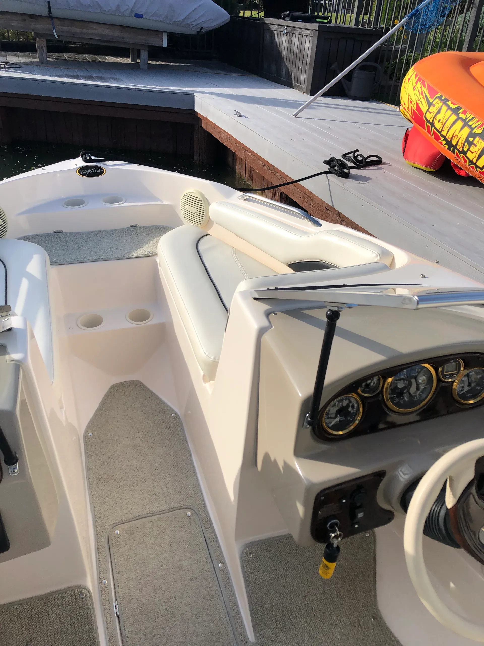 Rinker Boats 192 Captiva in Mount Clemens, MI — photo 4