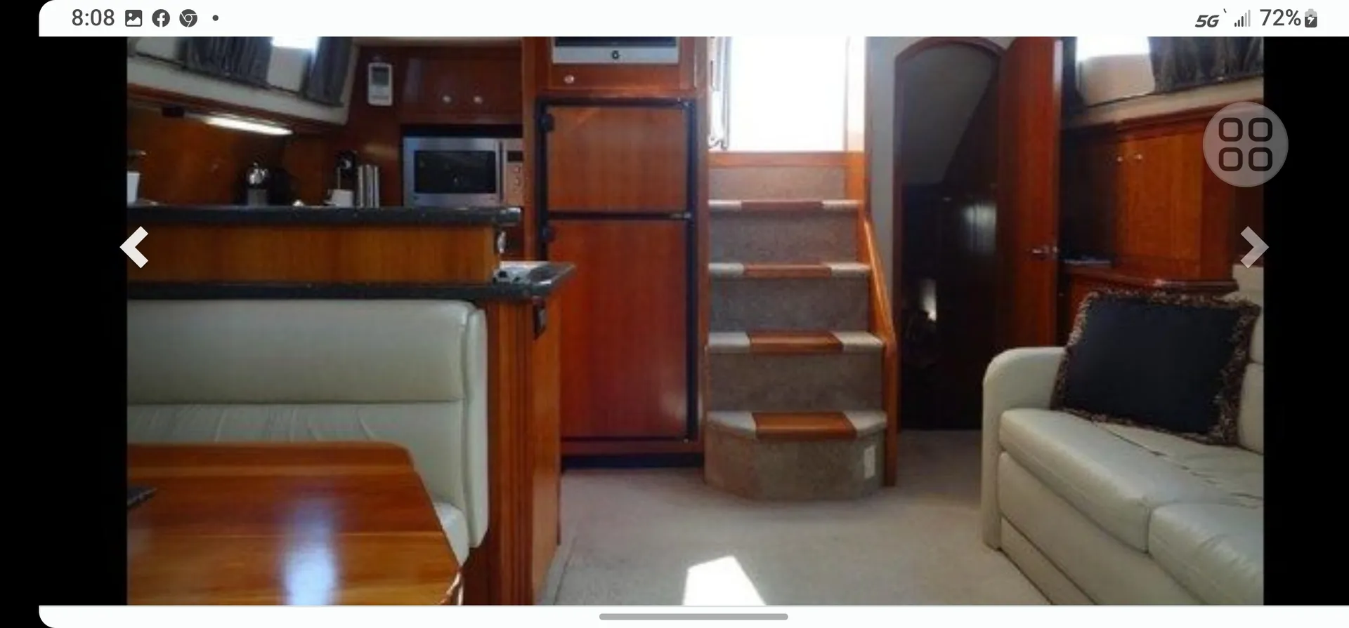 Yachts of Fun Motoryacht in the Sun