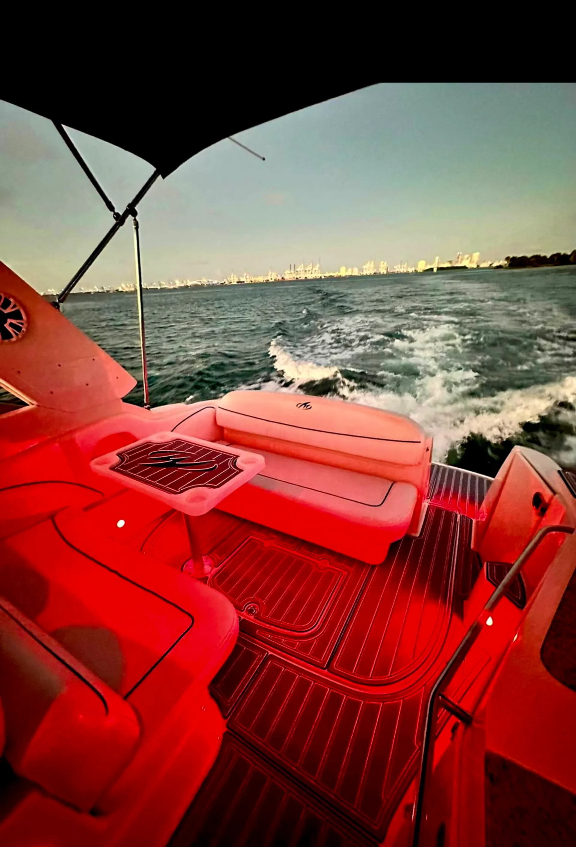 Monterey Boats 290 CR in Miami, FL — photo 8