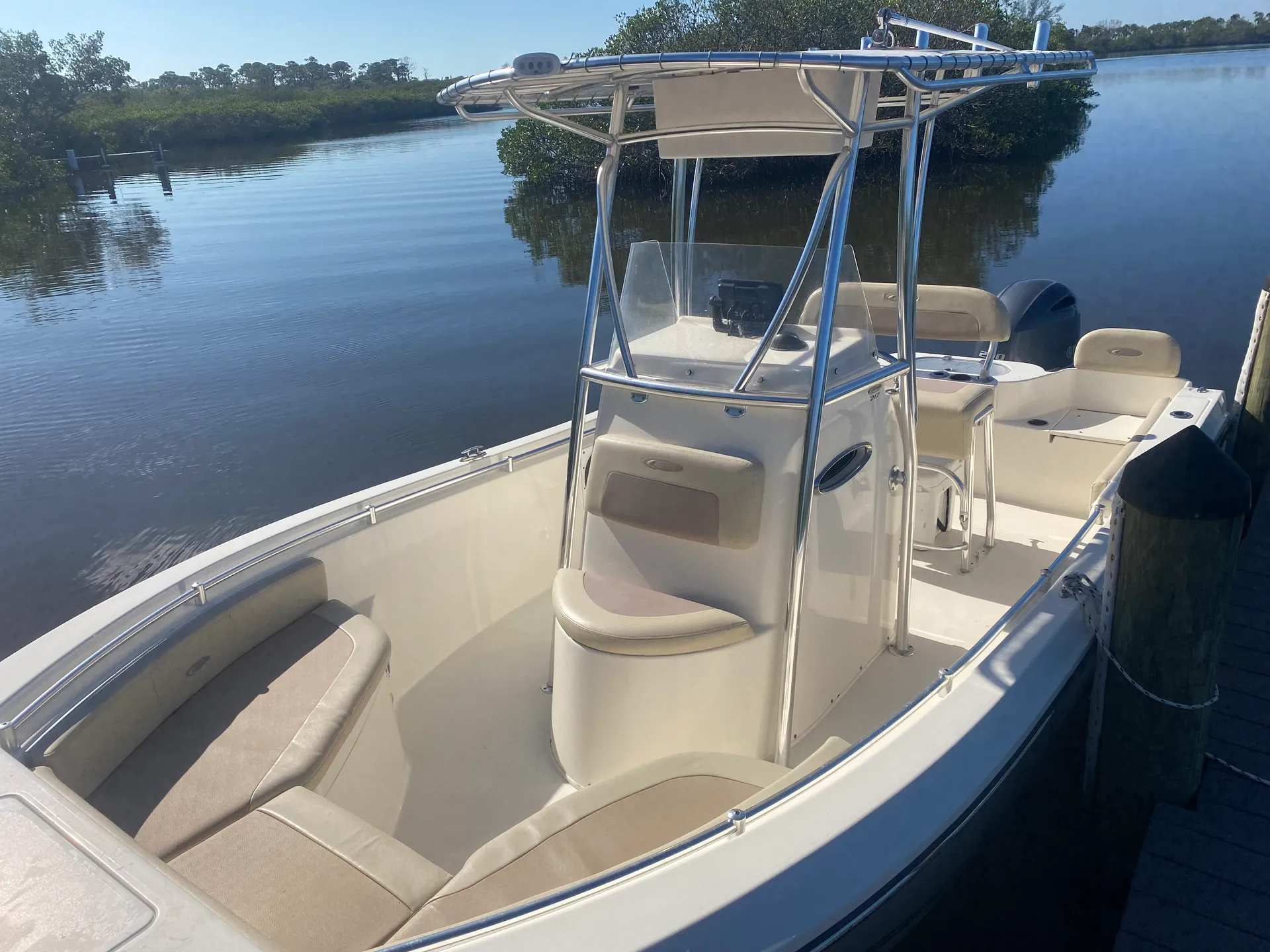 COBIA BOATS 217 CC W/F150XB YAMAHA in Captiva, FL — photo 3