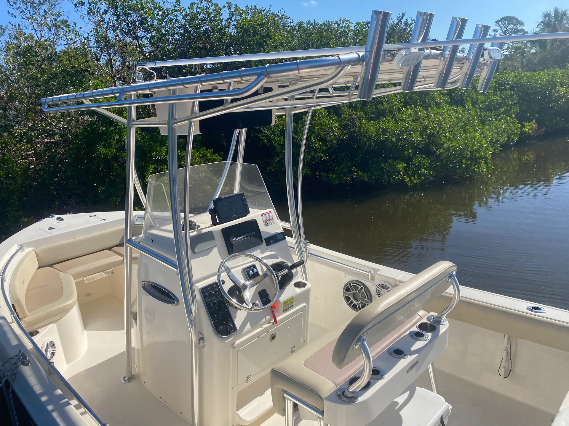 COBIA BOATS 217 CC W/F150XB YAMAHA in Captiva, FL — photo 4
