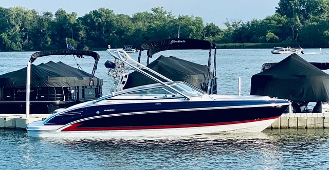 Rent a FORMULA BY THUNDERBIRD bow rider in Holland, MI near me