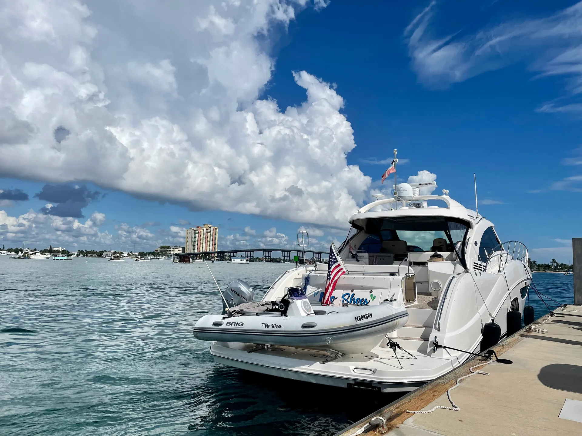 Sea Ray Boats Sundancer 580 in West Palm Beach, FL — photo 2