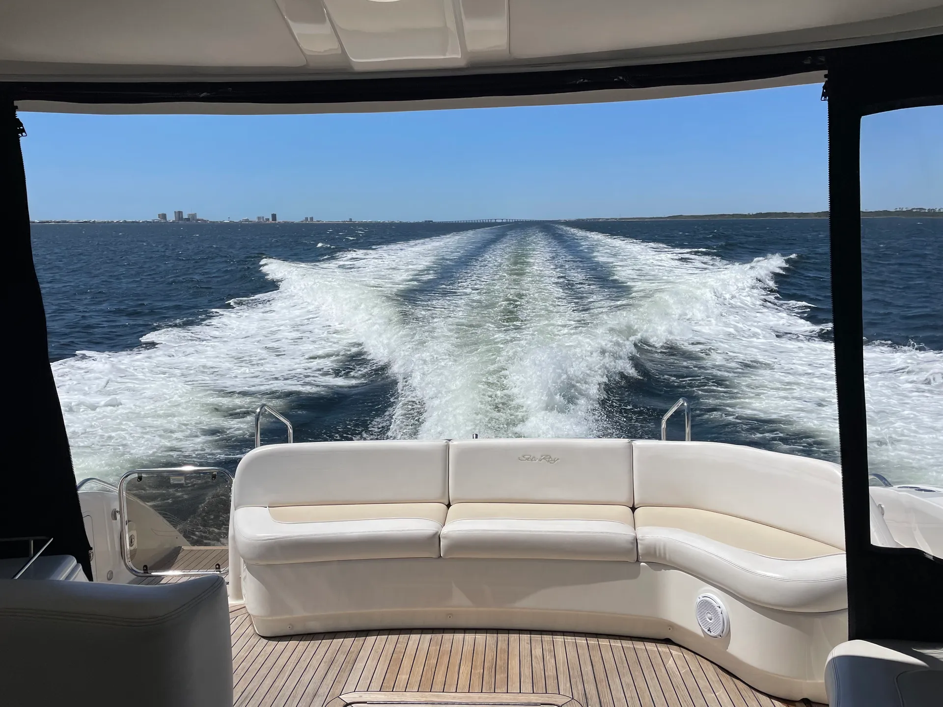 Sea Ray Boats Sundancer 580 in West Palm Beach, FL — photo 4