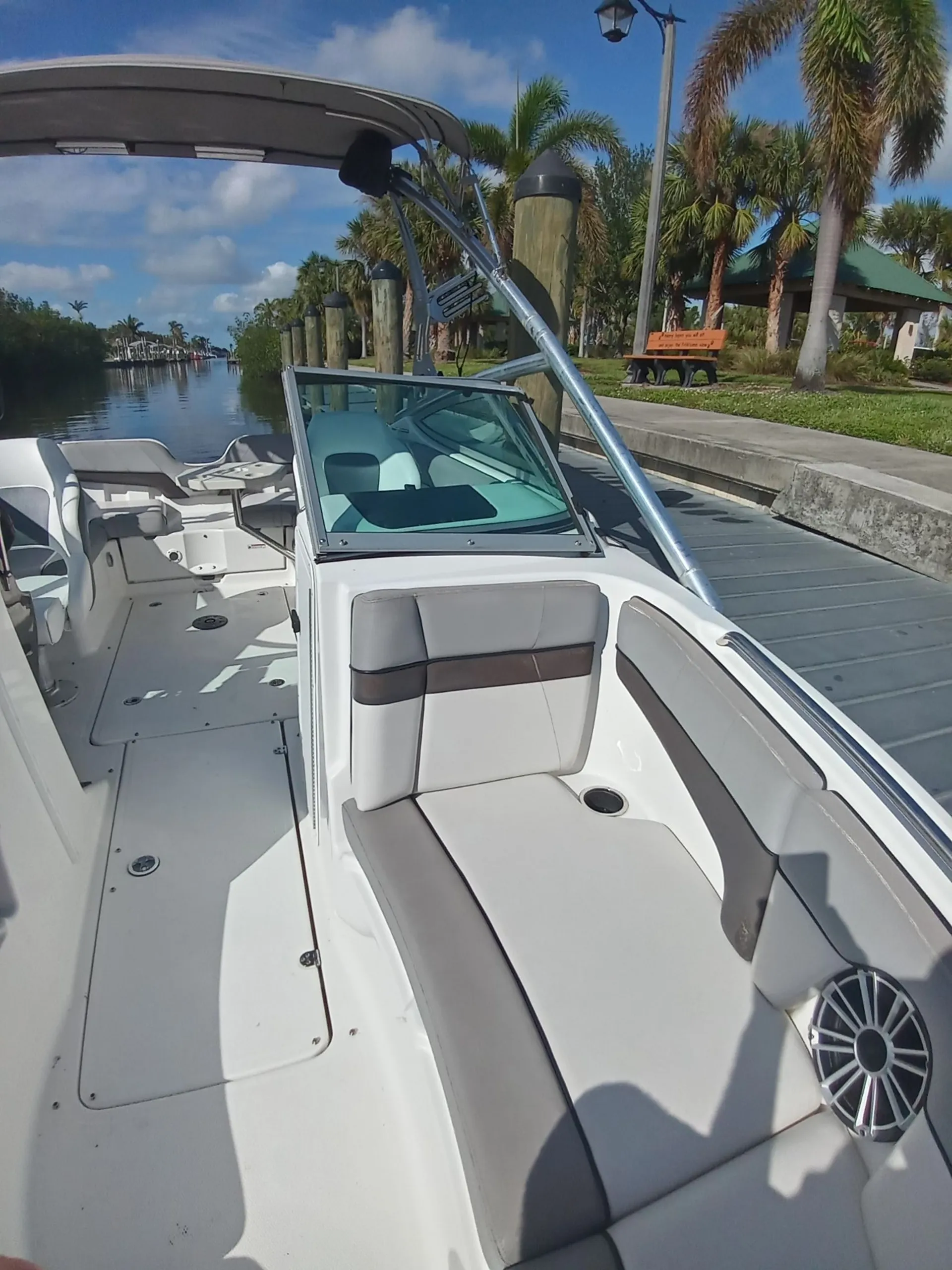 YAMAHA 212X W/TRAILER in Cape Coral, FL — photo 8