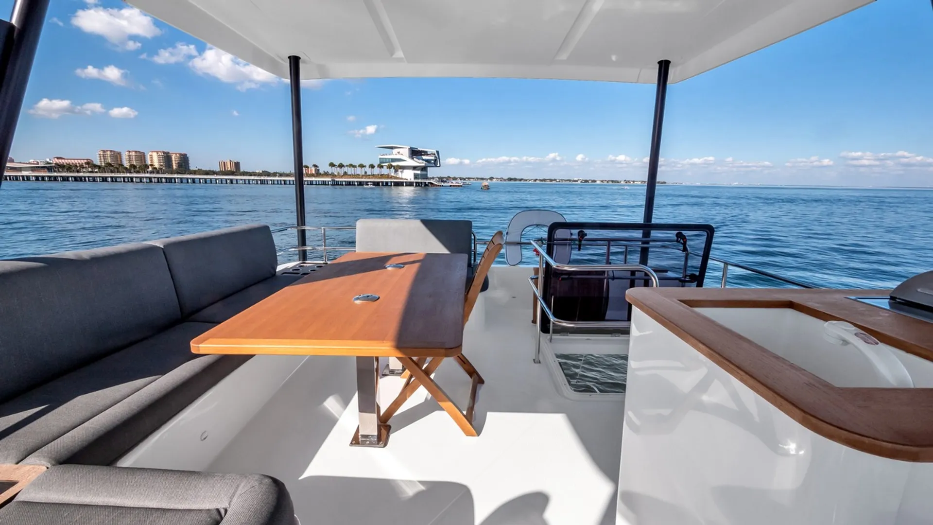 Fountaine Pajot MY5 in St. Petersburg, FL — photo 8