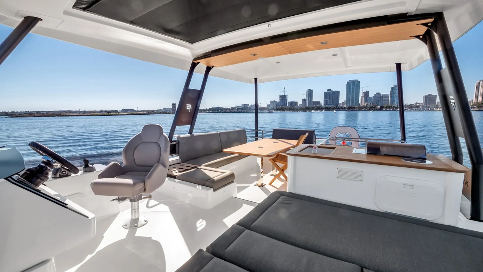 Fountaine Pajot MY5 in St. Petersburg, FL — photo 9