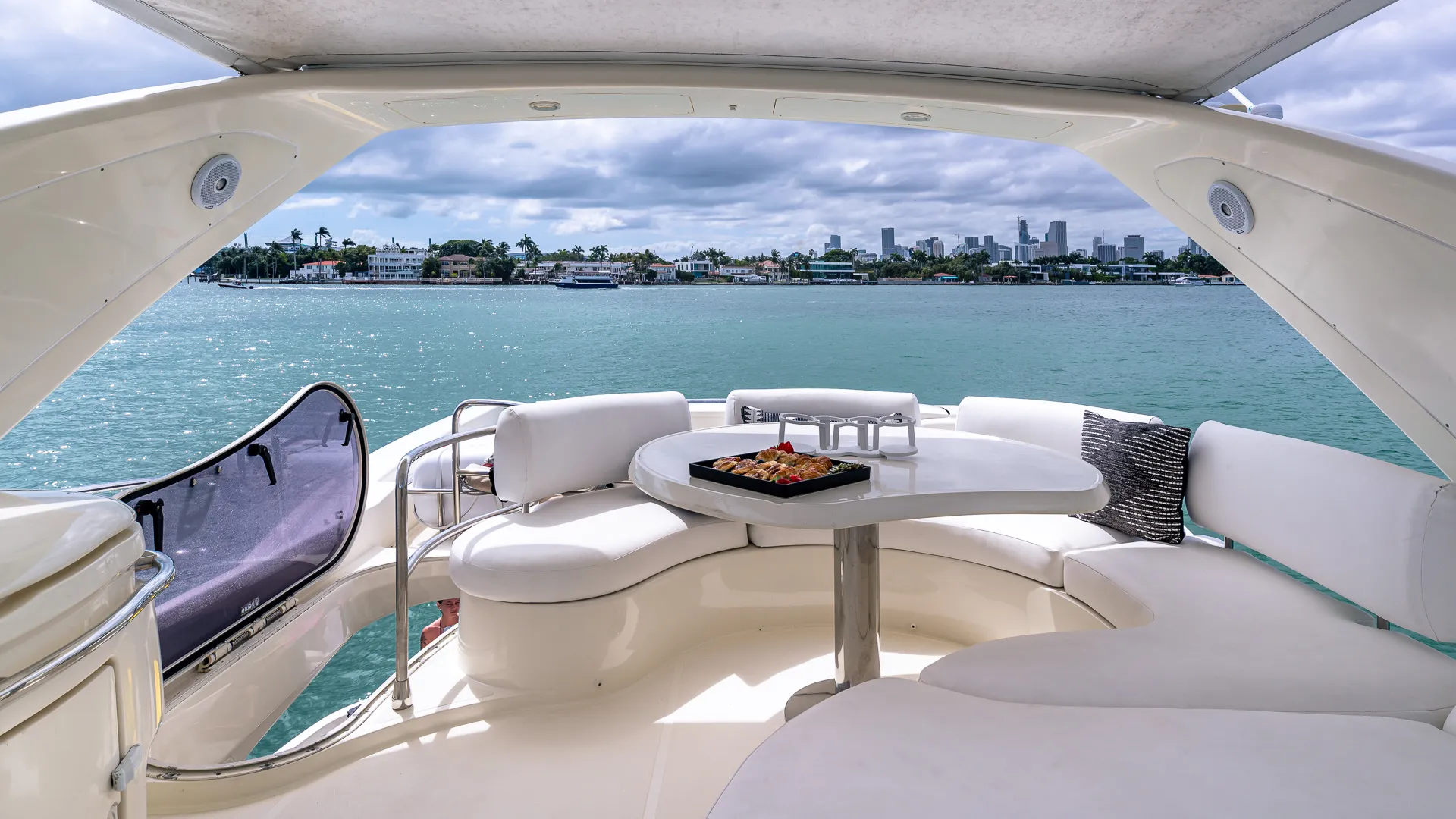 Exclusive Emerald Coast Yacht Charter | VIP Service