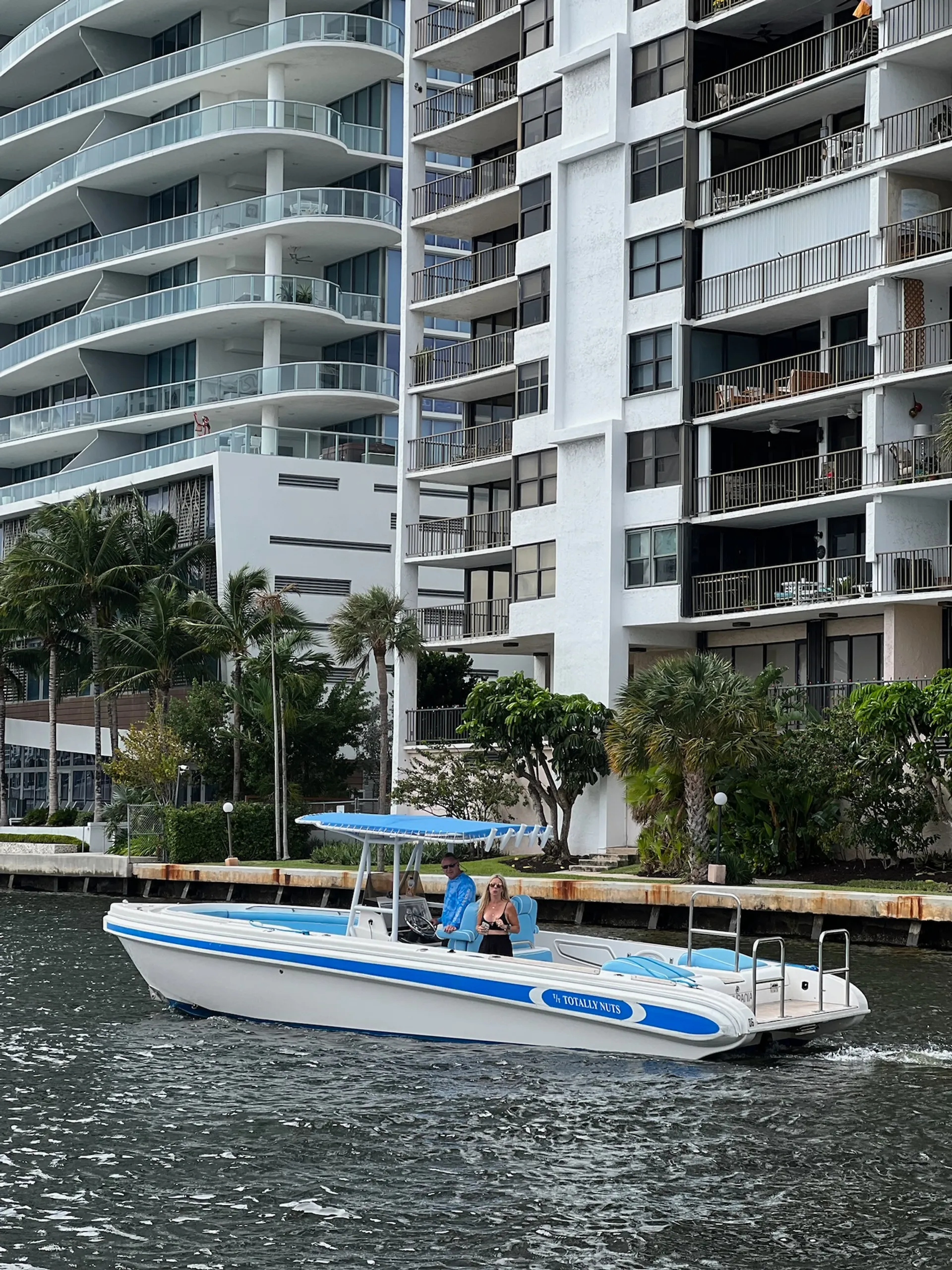 Novurania Boats Chase 31 w/2-F250 Yamaha in Fort Lauderdale, FL — photo 6