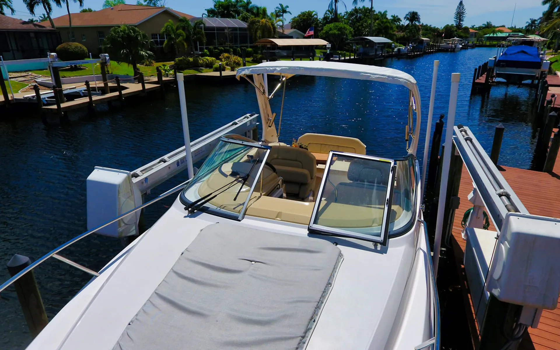 🚤 Regal 26XO – The Ultimate Luxury & Comfort Boat for Your Getaway!