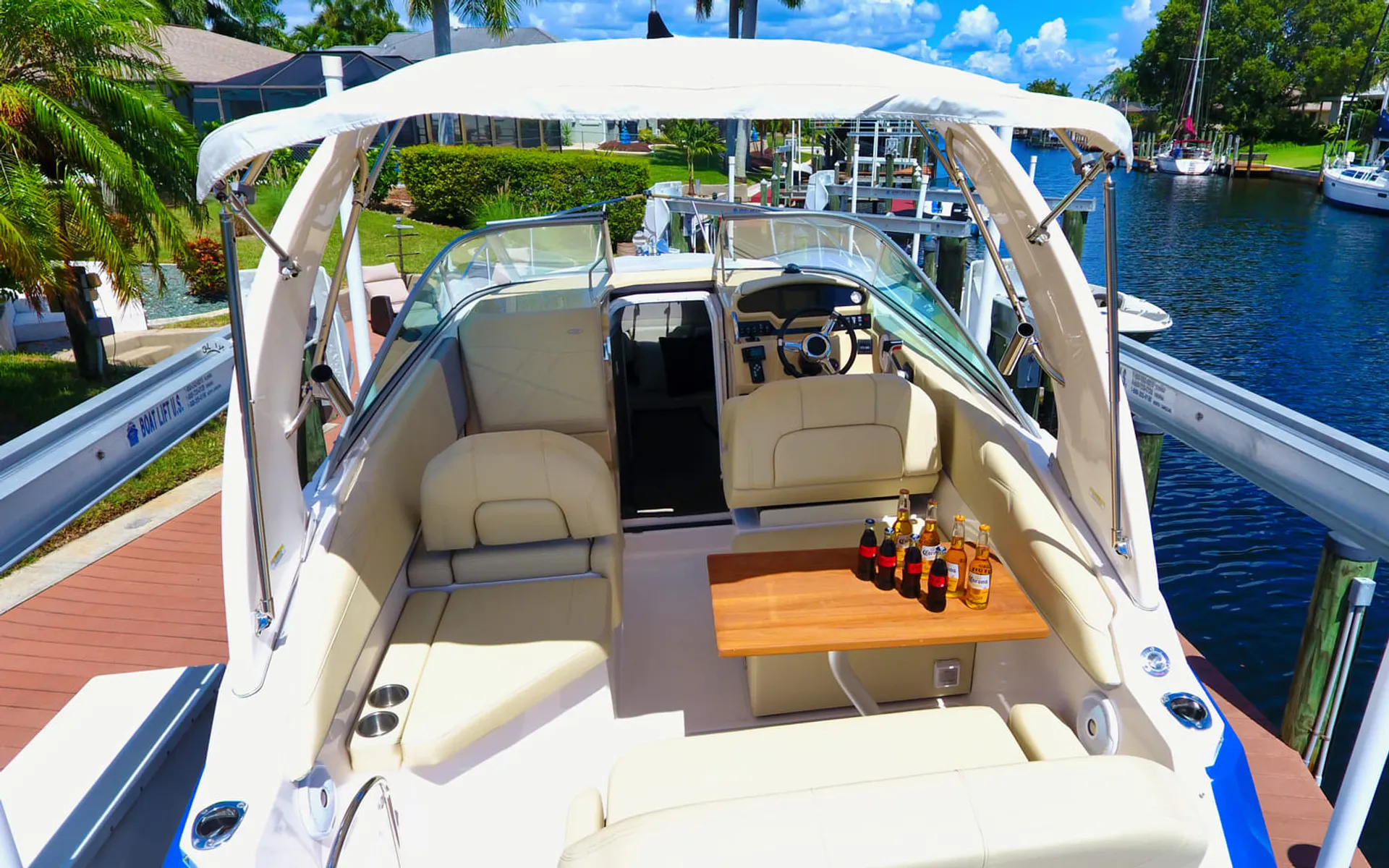 🚤 Regal 26XO – The Ultimate Luxury & Comfort Boat for Your Getaway!