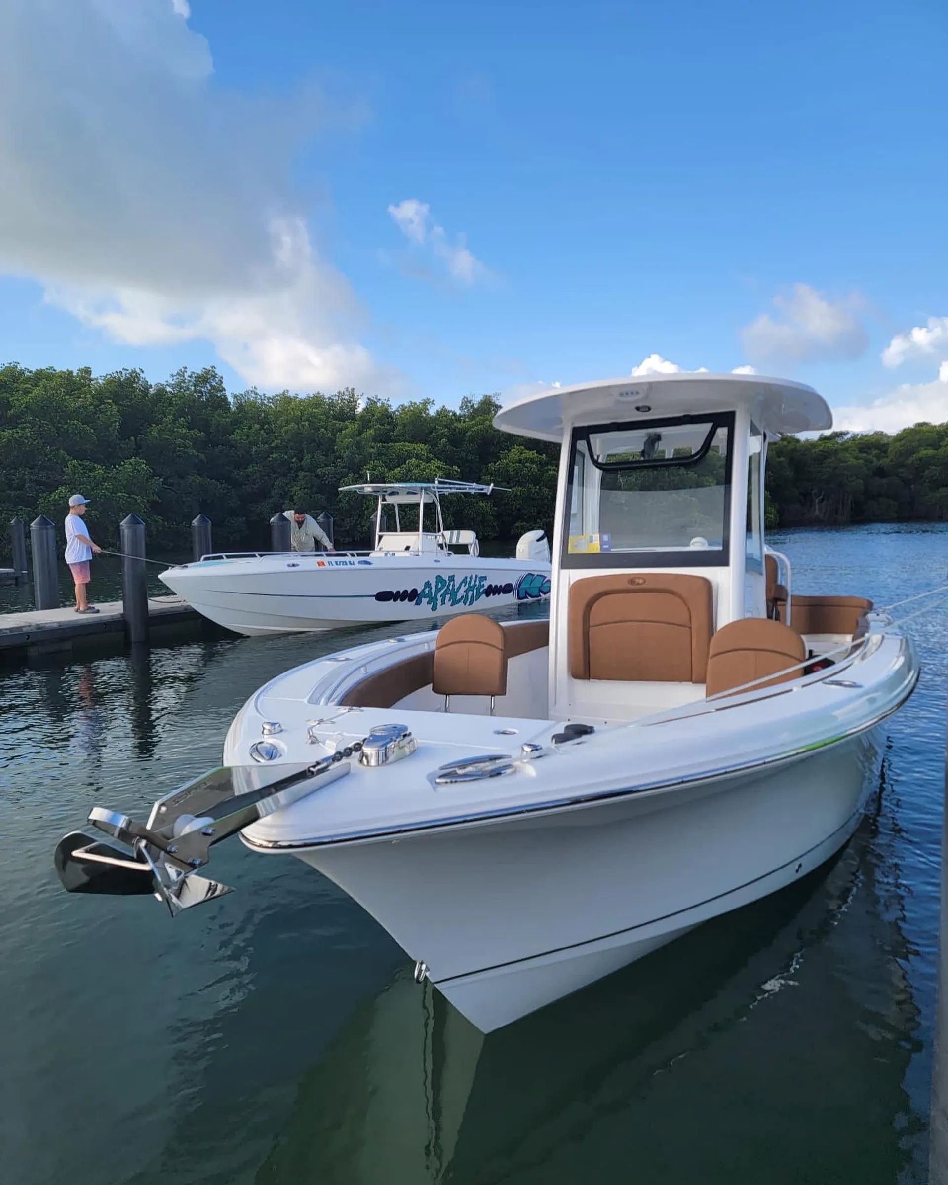 SEA HUNT BOATS ULTRA 255 SE in Hollywood, FL — photo 4