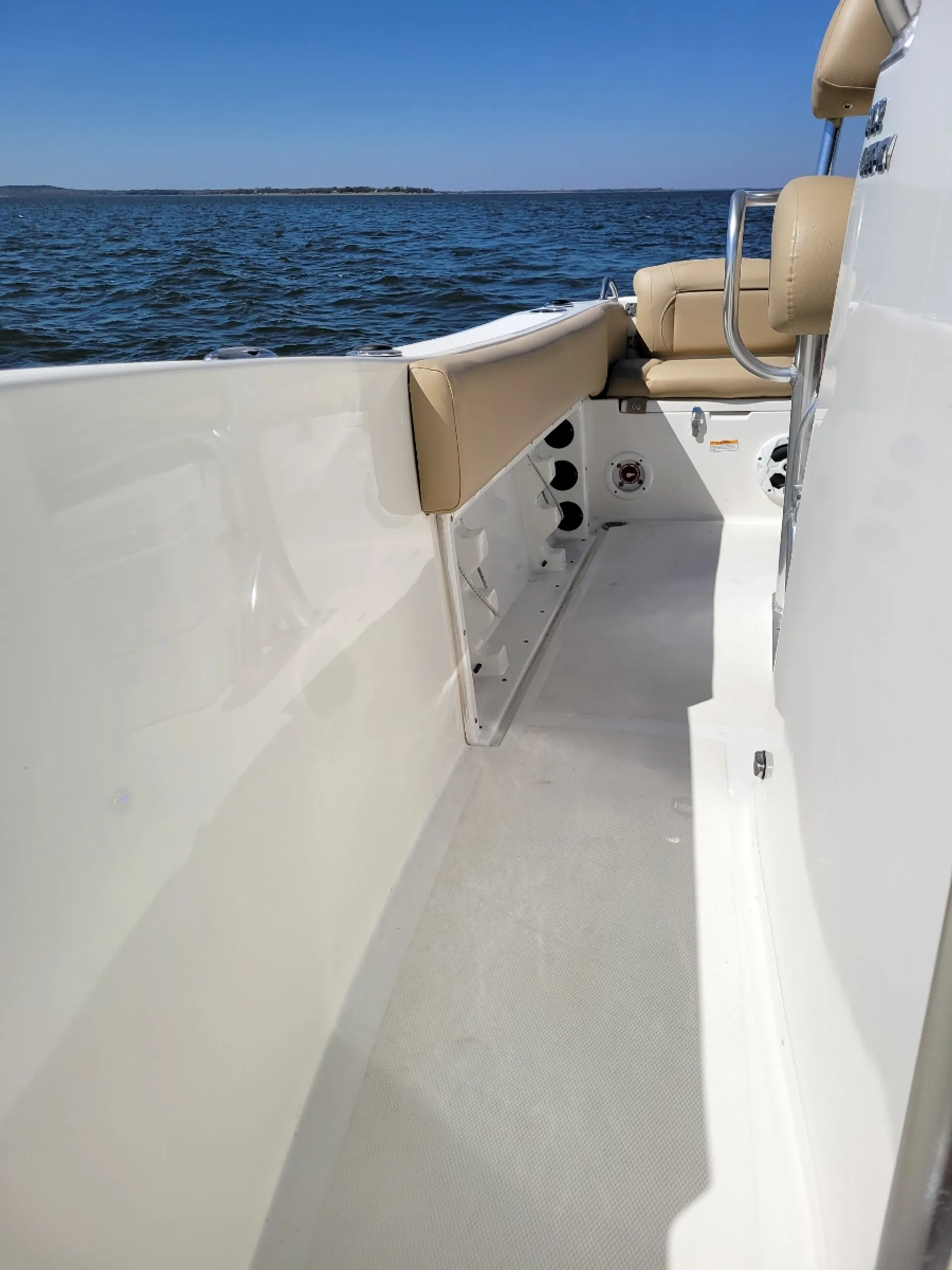 NAUTICSTAR BOATS 2102 LEGACY W/F200XB in Cypress, TX — photo 6