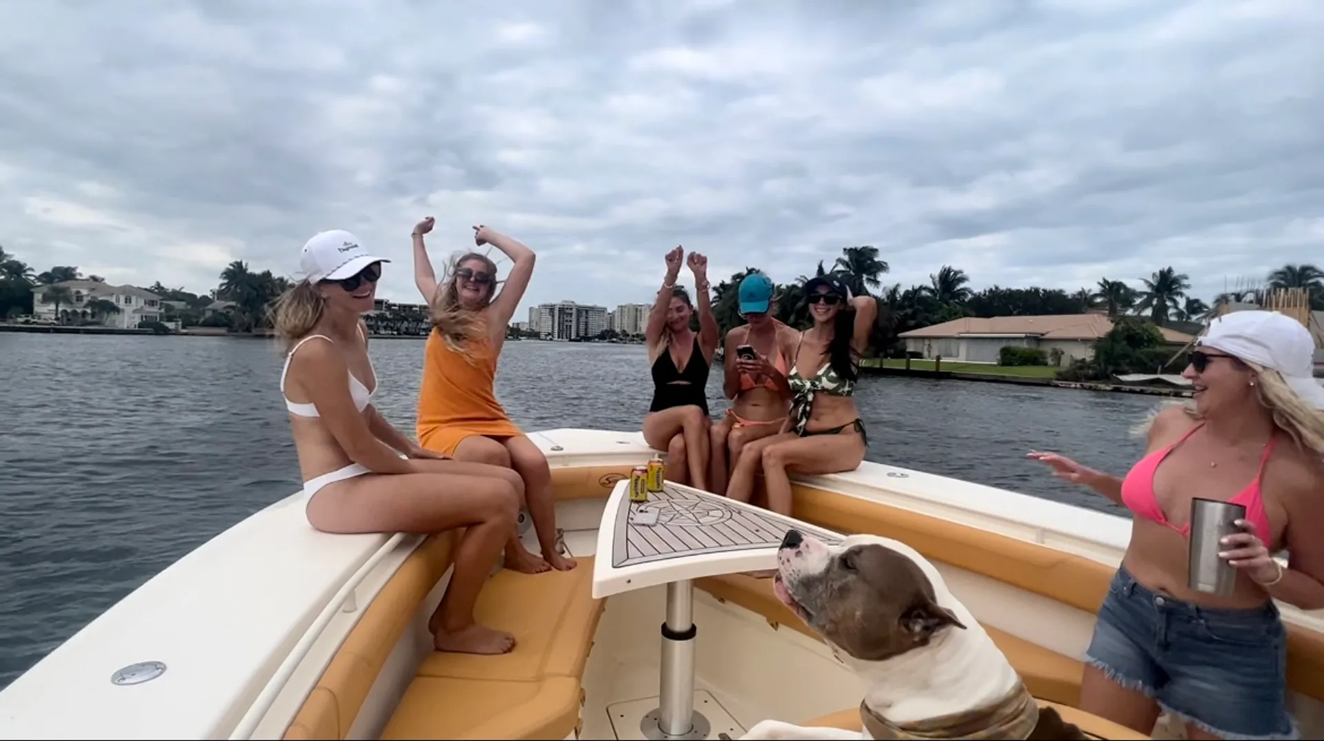 🎇38' SCOUT INCLUDES CAPTAIN, FUEL  20% OFF ALL CHARTERS🎇