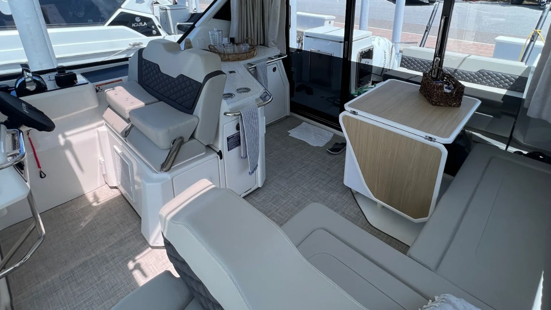 Aquila 44 in St. Petersburg, FL — photo 5