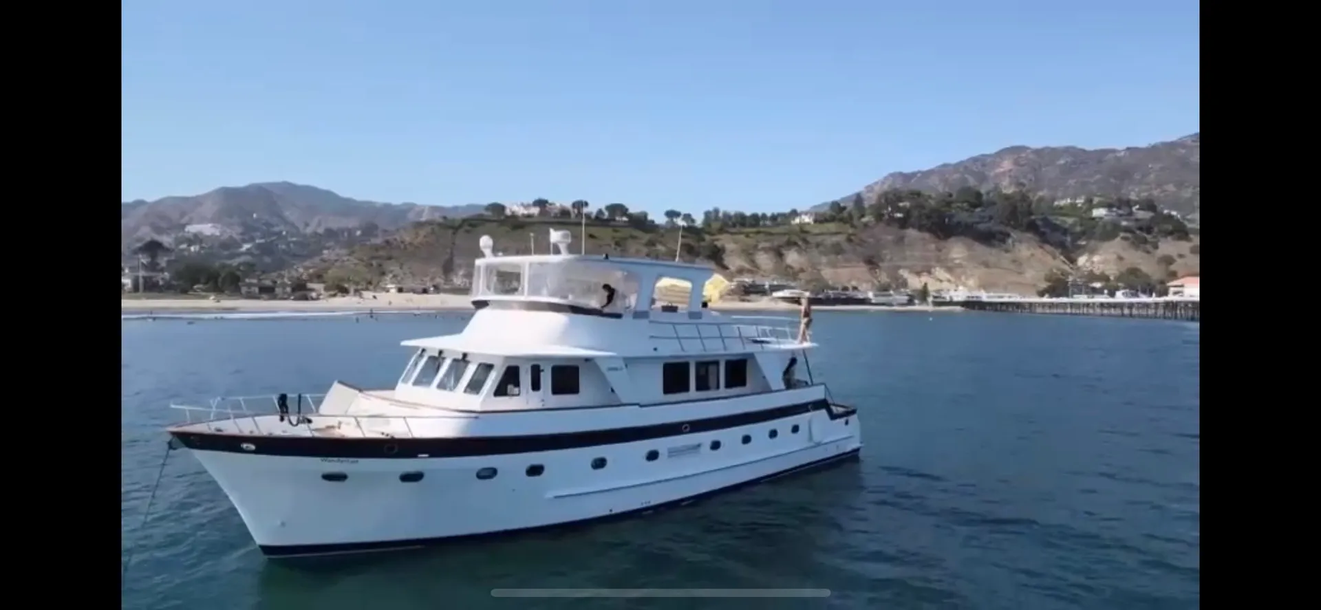 2015 70 ft defevor yacht lots of toys out door bar 