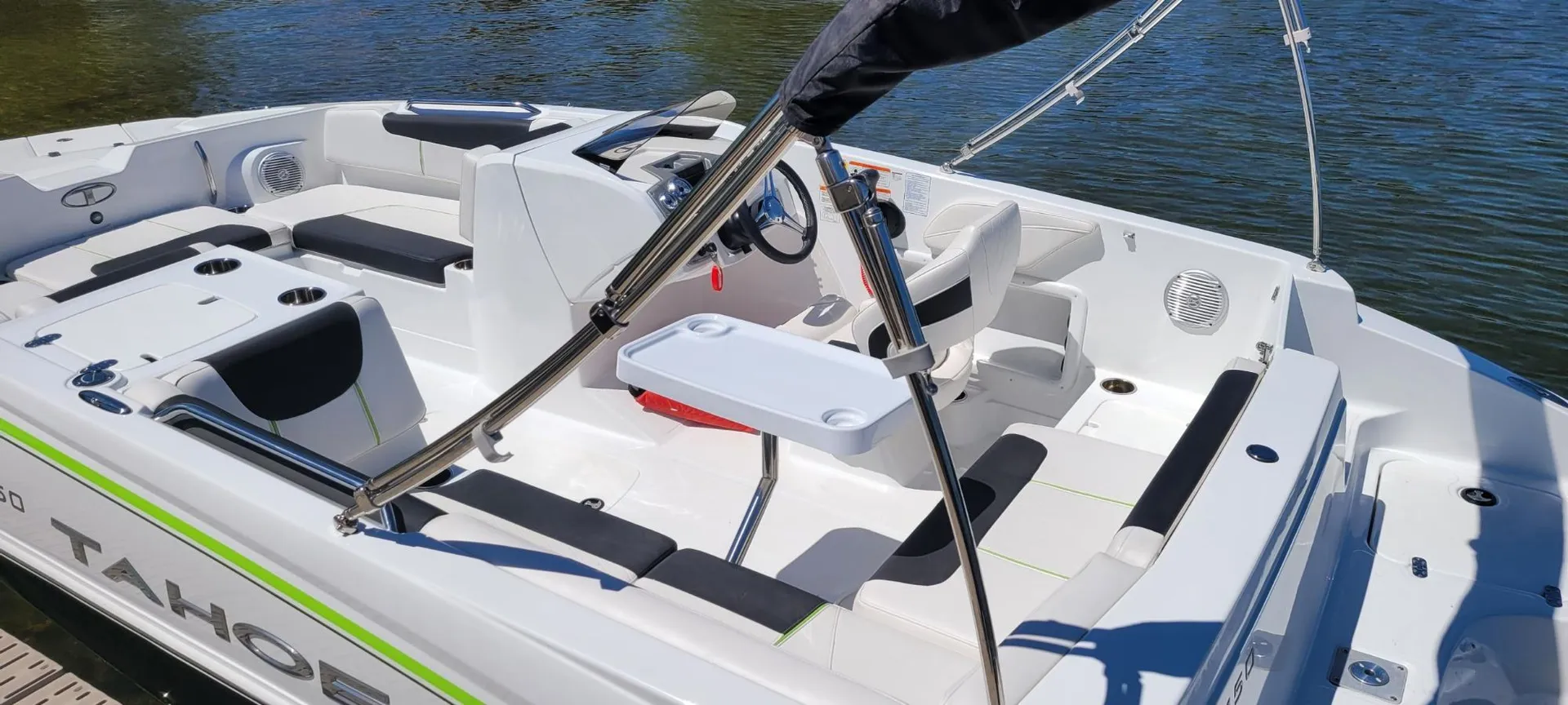 Tahoe 2150 deckboat in Peoria, AZ — photo 5