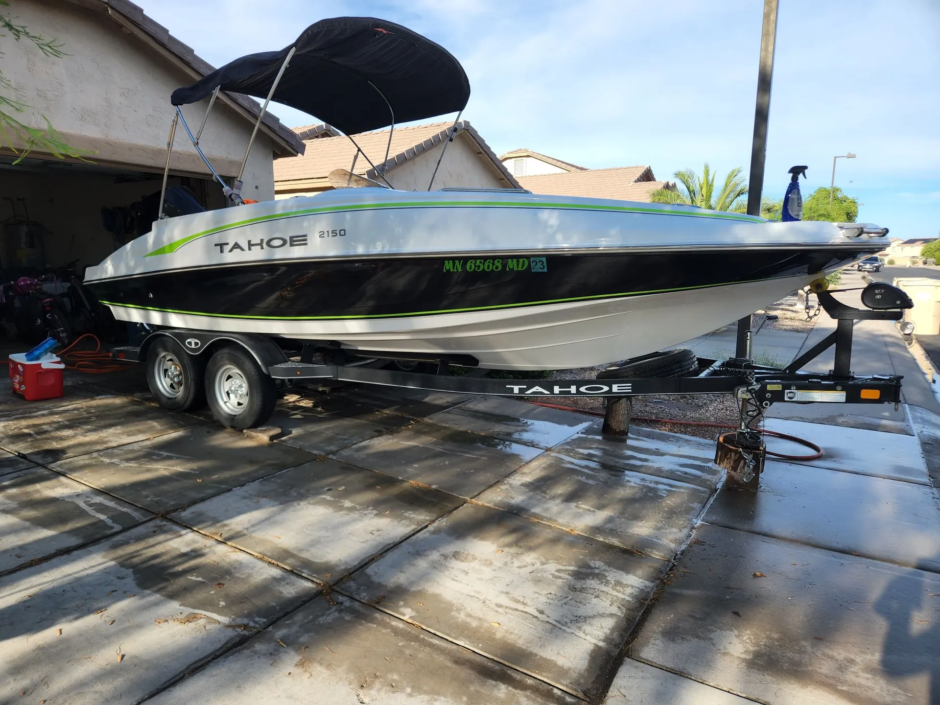 Tahoe 2150 deckboat in Peoria, AZ — photo 2