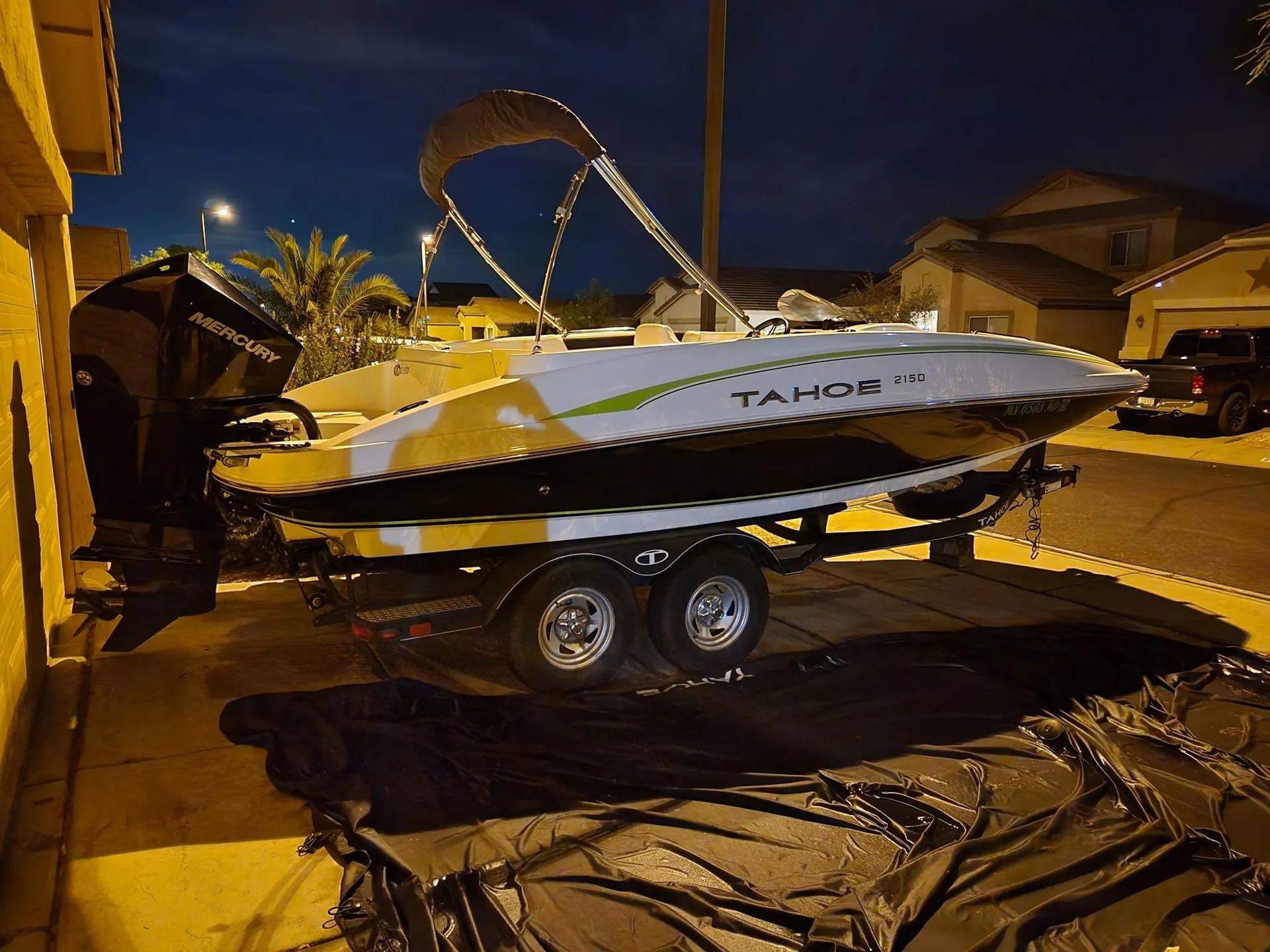 Tahoe 2150 deckboat in Peoria, AZ — photo 7